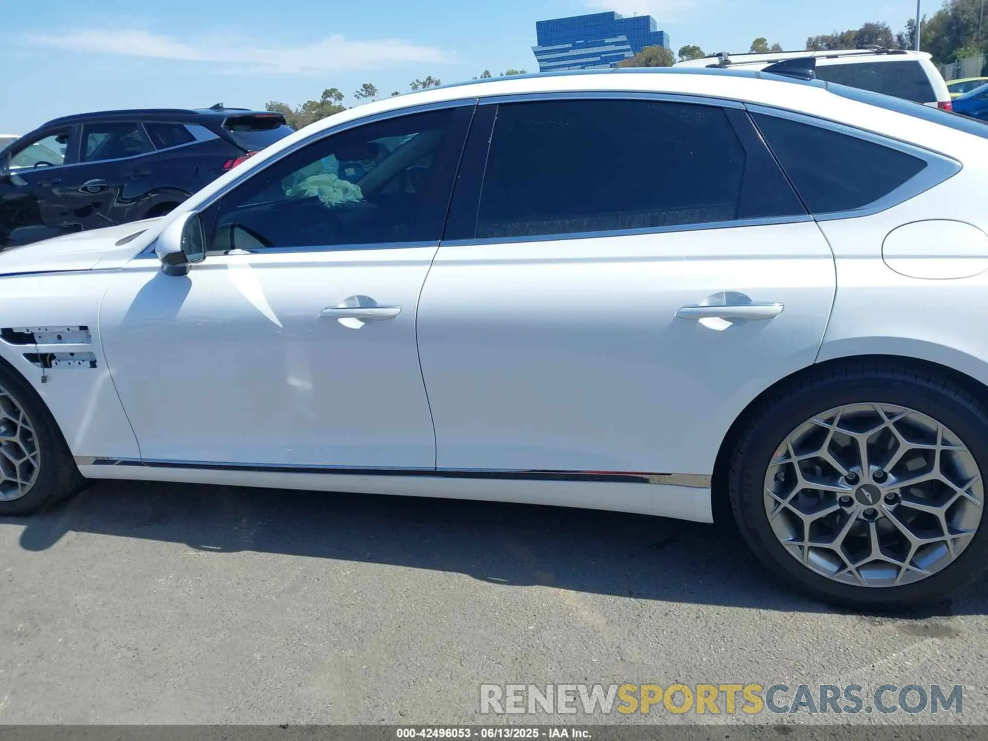15 fotografías del automóvil dañado KMTGB4SC9NU137558 GENESIS G80 2022