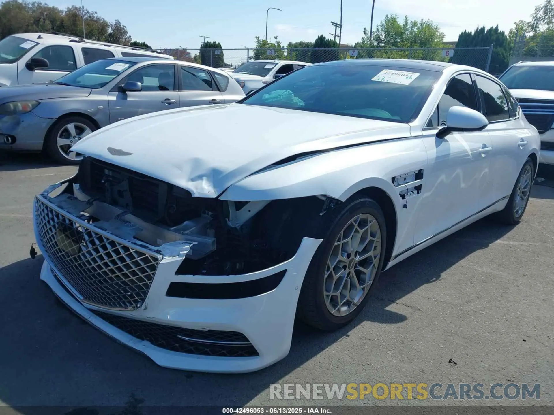 2 fotografías del automóvil dañado KMTGB4SC9NU137558 GENESIS G80 2022