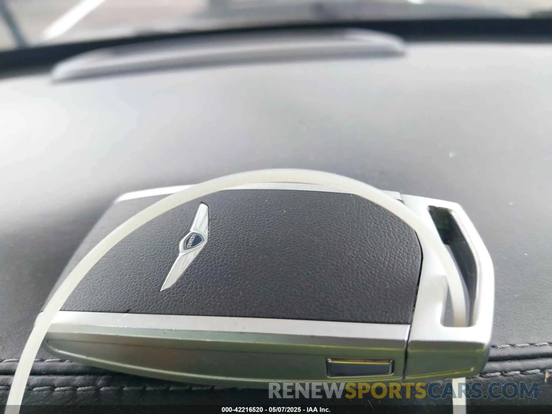 11 fotografías del automóvil dañado KMHG34JA4KU051691 GENESIS G90 2019