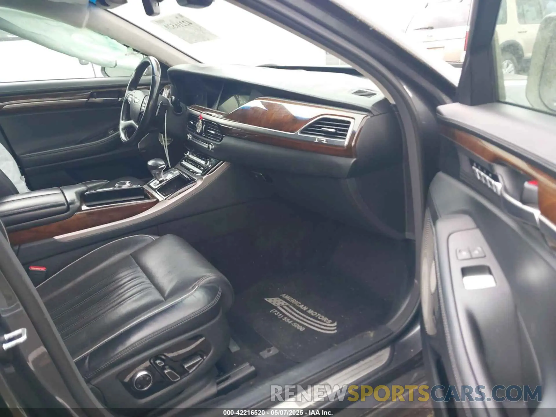 5 fotografías del automóvil dañado KMHG34JA4KU051691 GENESIS G90 2019
