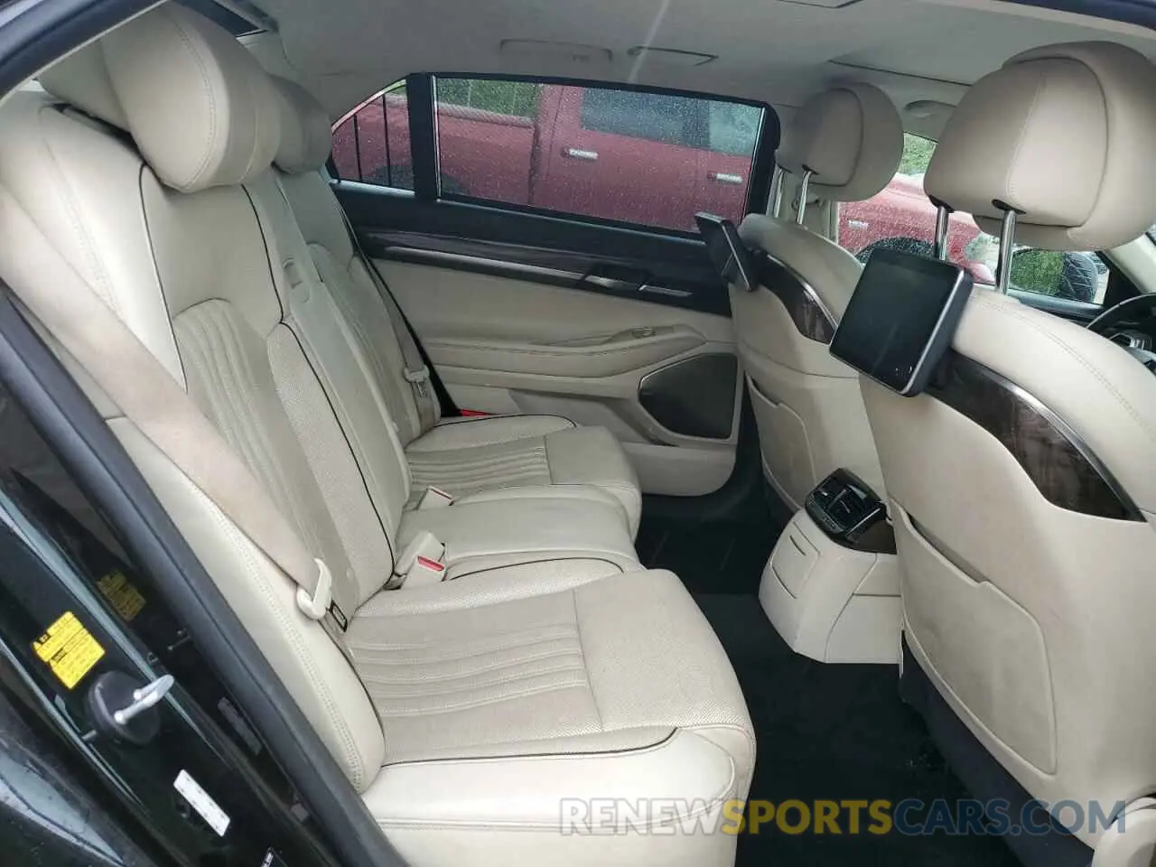 10 fotografías del automóvil dañado KMHG54JH0KU050660 GENESIS G90 2019
