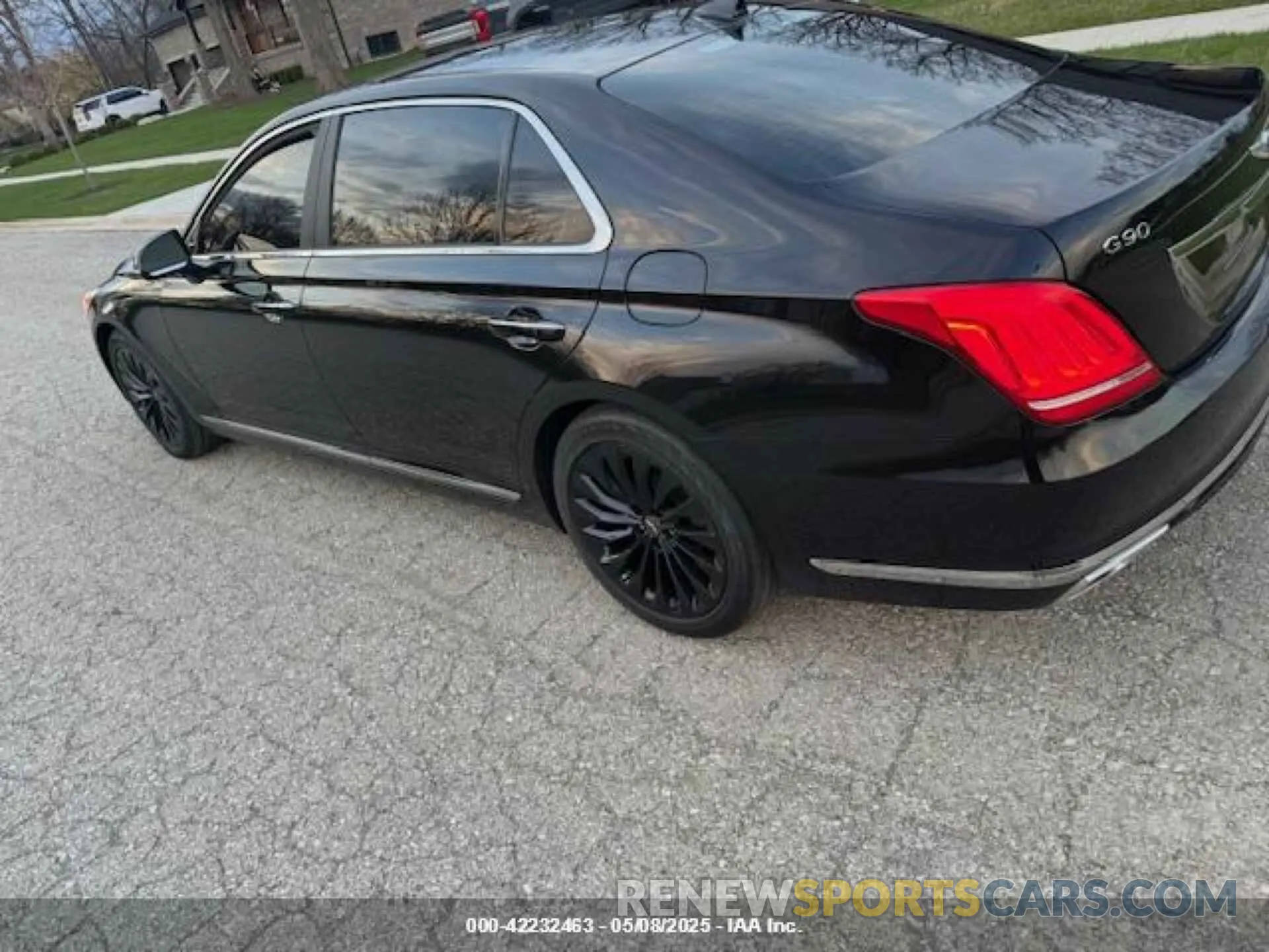 3 fotografías del automóvil dañado KMHG54JH9KU053279 GENESIS G90 2019