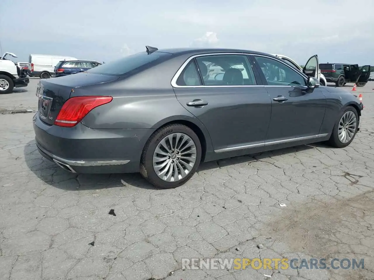 3 fotografías del automóvil dañado KMTF54JH2KU064030 GENESIS G90 2019