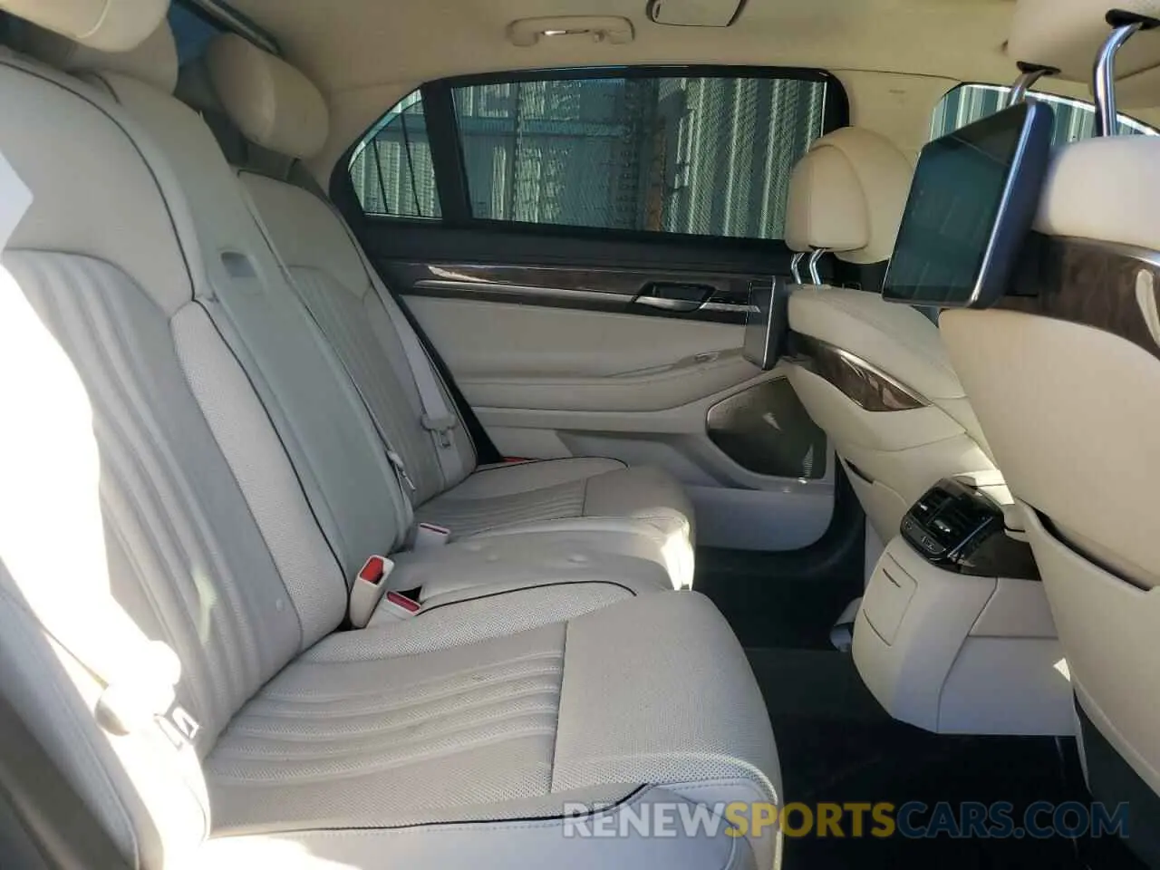 10 fotografías del automóvil dañado KMTF54JHXKU059223 GENESIS G90 2019