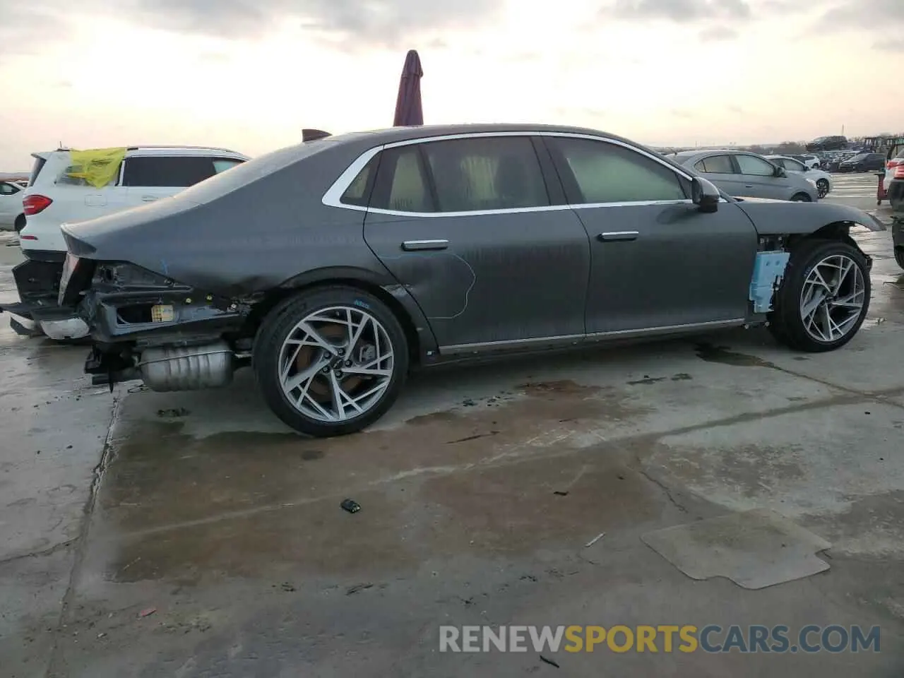 3 fotografías del automóvil dañado KMTFB4SDXPU011121 GENESIS G90 2023