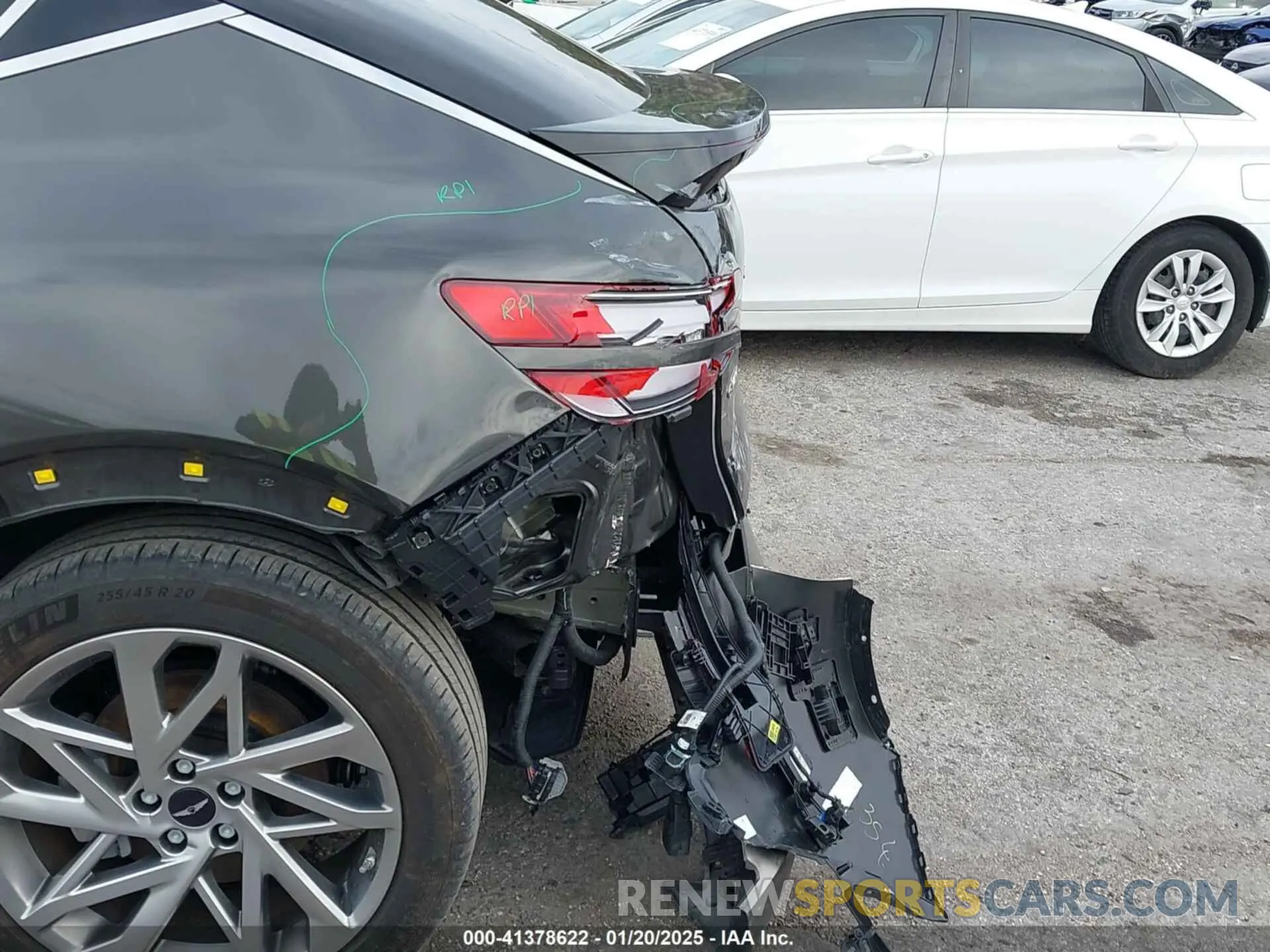 20 fotografías del automóvil dañado KMUKCDSC8RU019087 GENESIS GV60 2024