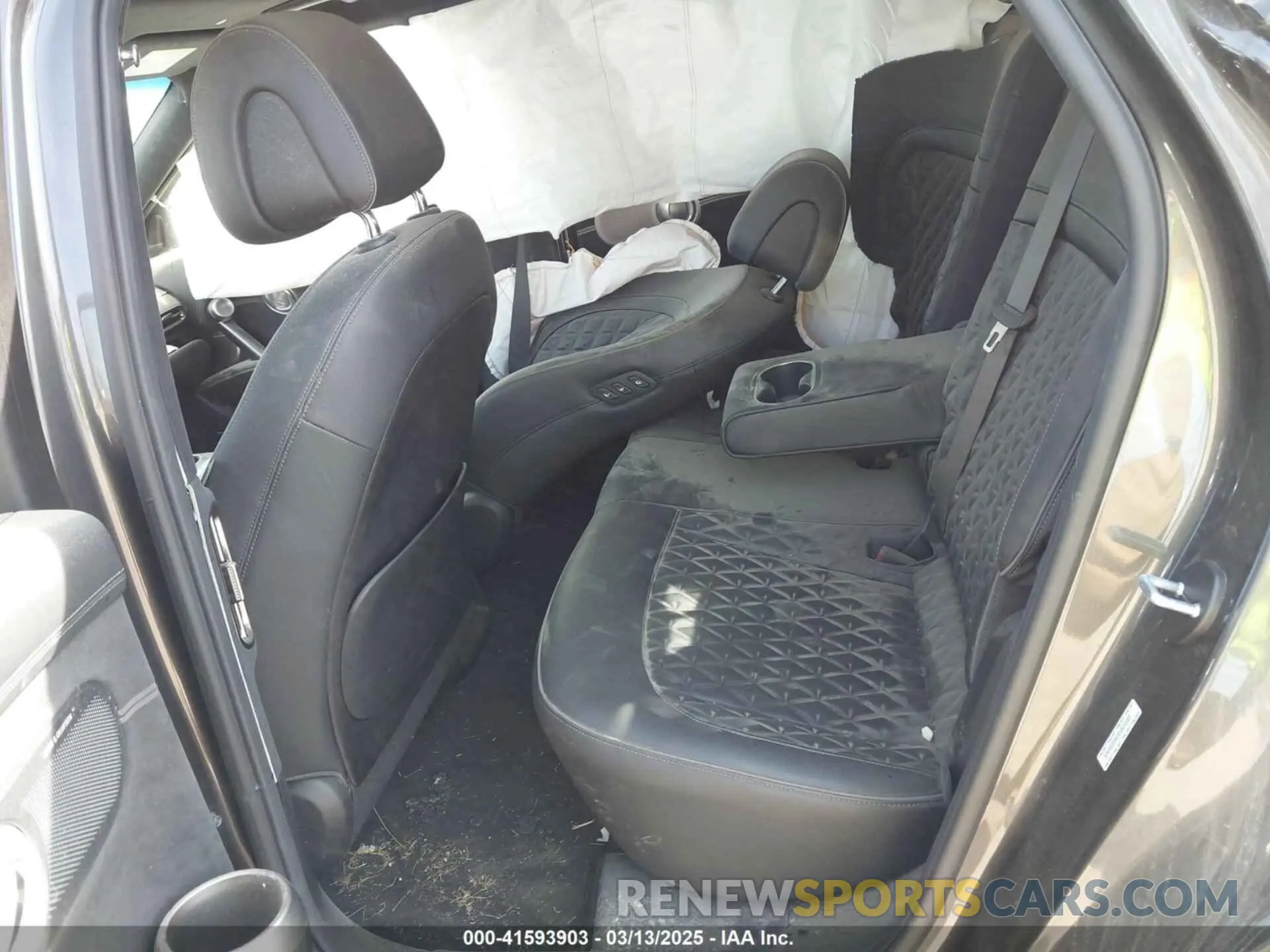 8 fotografías del automóvil dañado KMUKEDSBXRU021487 GENESIS GV60 2024