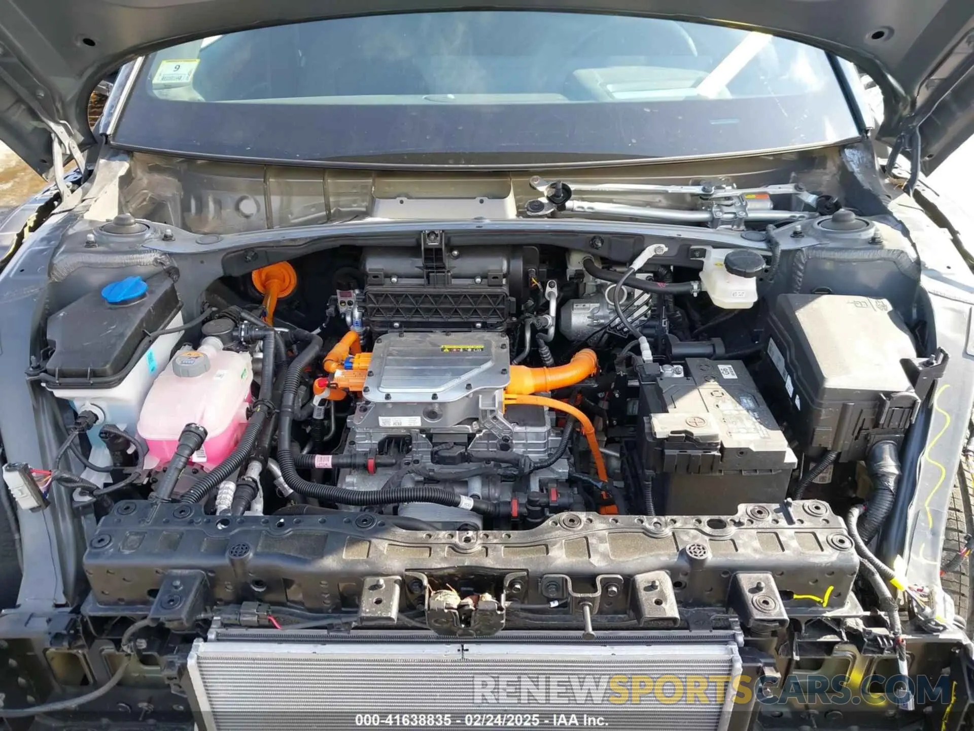 10 fotografías del automóvil dañado KMUKEDSBXRU023868 GENESIS GV60 2024