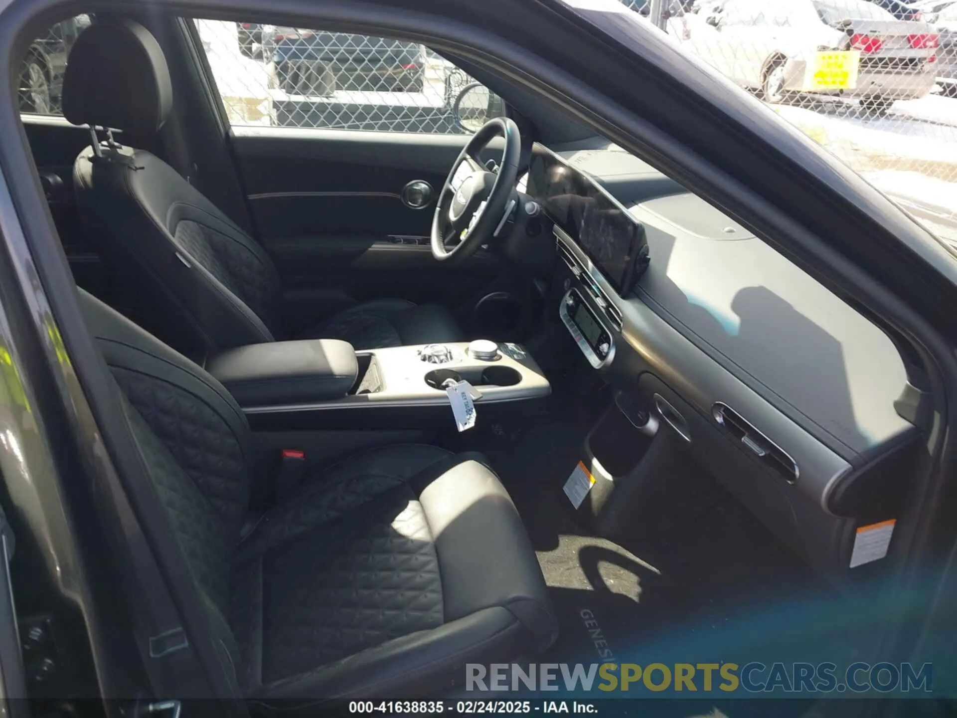 5 fotografías del automóvil dañado KMUKEDSBXRU023868 GENESIS GV60 2024