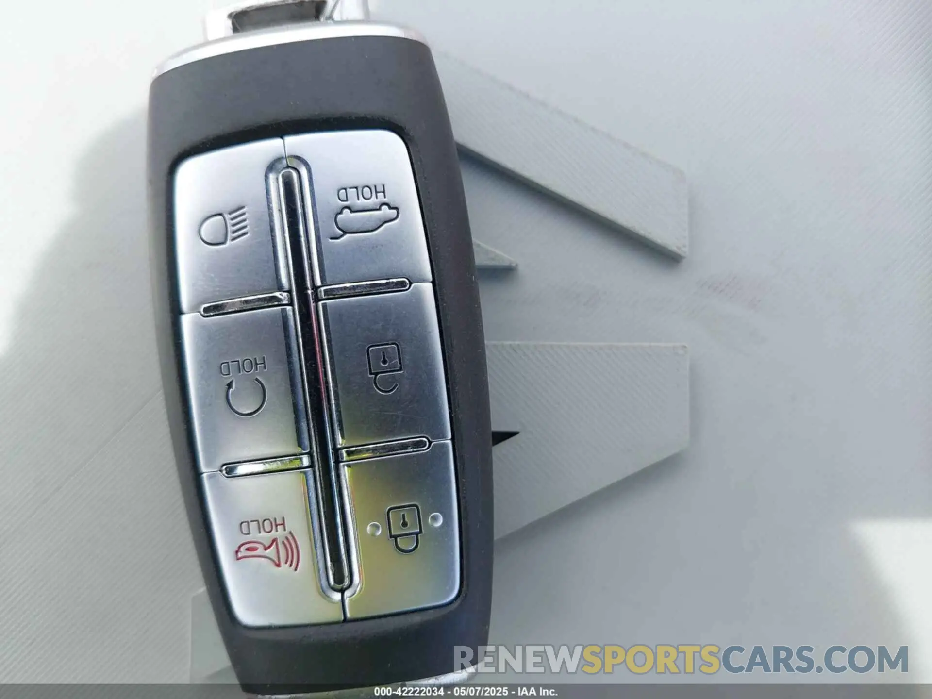 11 fotografías del automóvil dañado KMUMADTB0NU043317 GENESIS GV70 2022