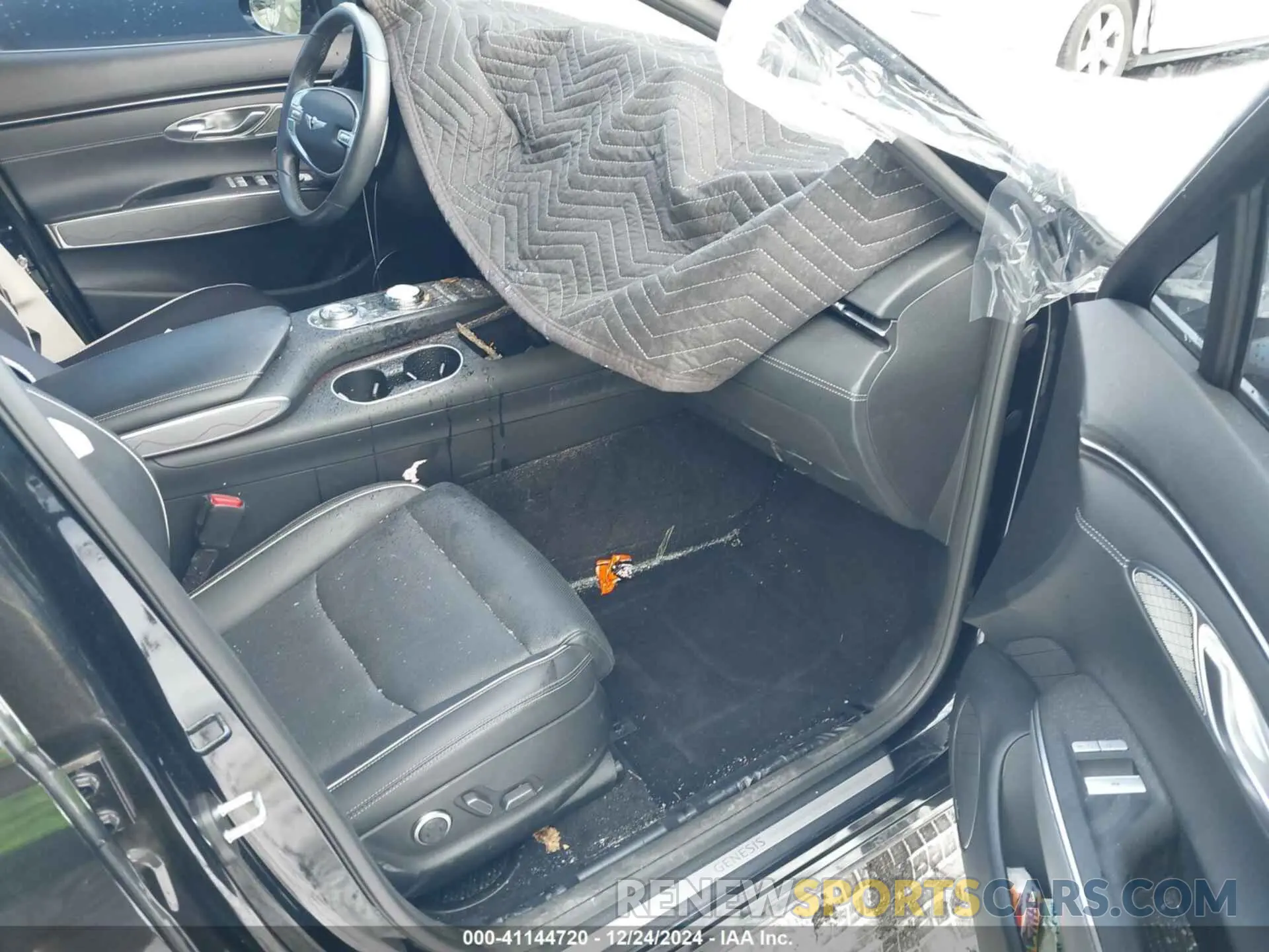 5 fotografías del automóvil dañado KMUMADTBXNU050016 GENESIS GV70 2022