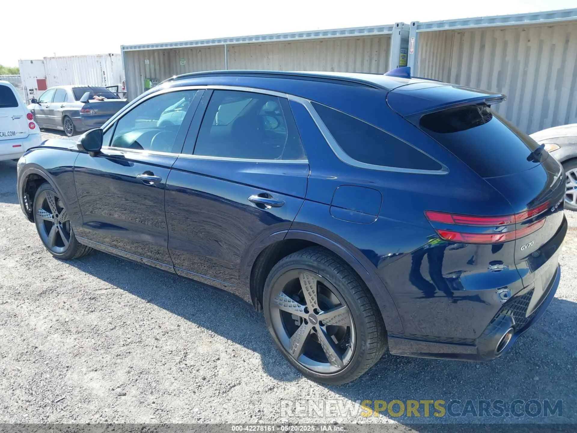 3 fotografías del automóvil dañado KMUMCDTC8NU040930 GENESIS GV70 2022