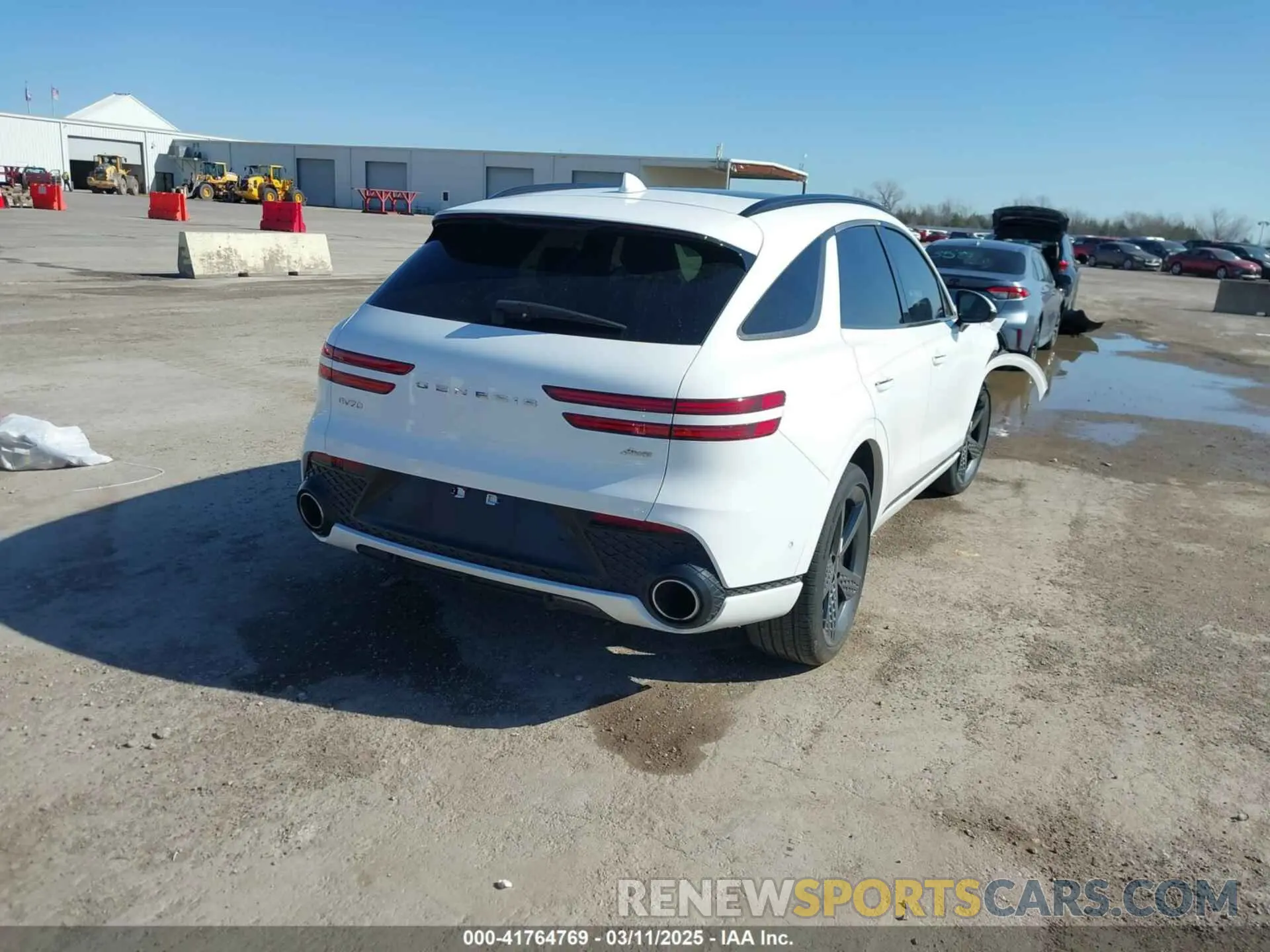 4 fotografías del automóvil dañado KMUMADTB0PU087966 GENESIS GV70 2023