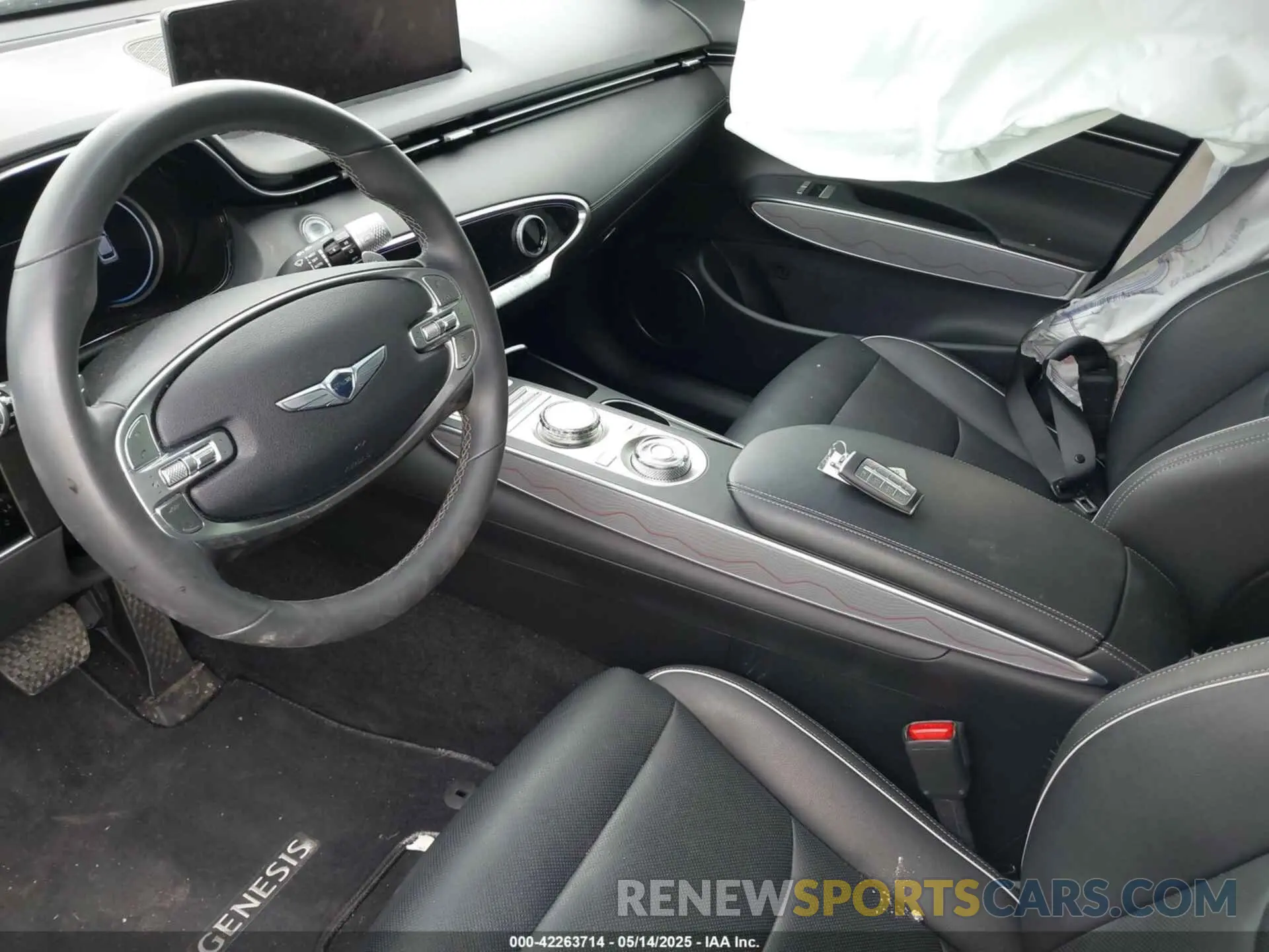5 fotografías del automóvil dañado KMUMADTB1PU079293 GENESIS GV70 2023