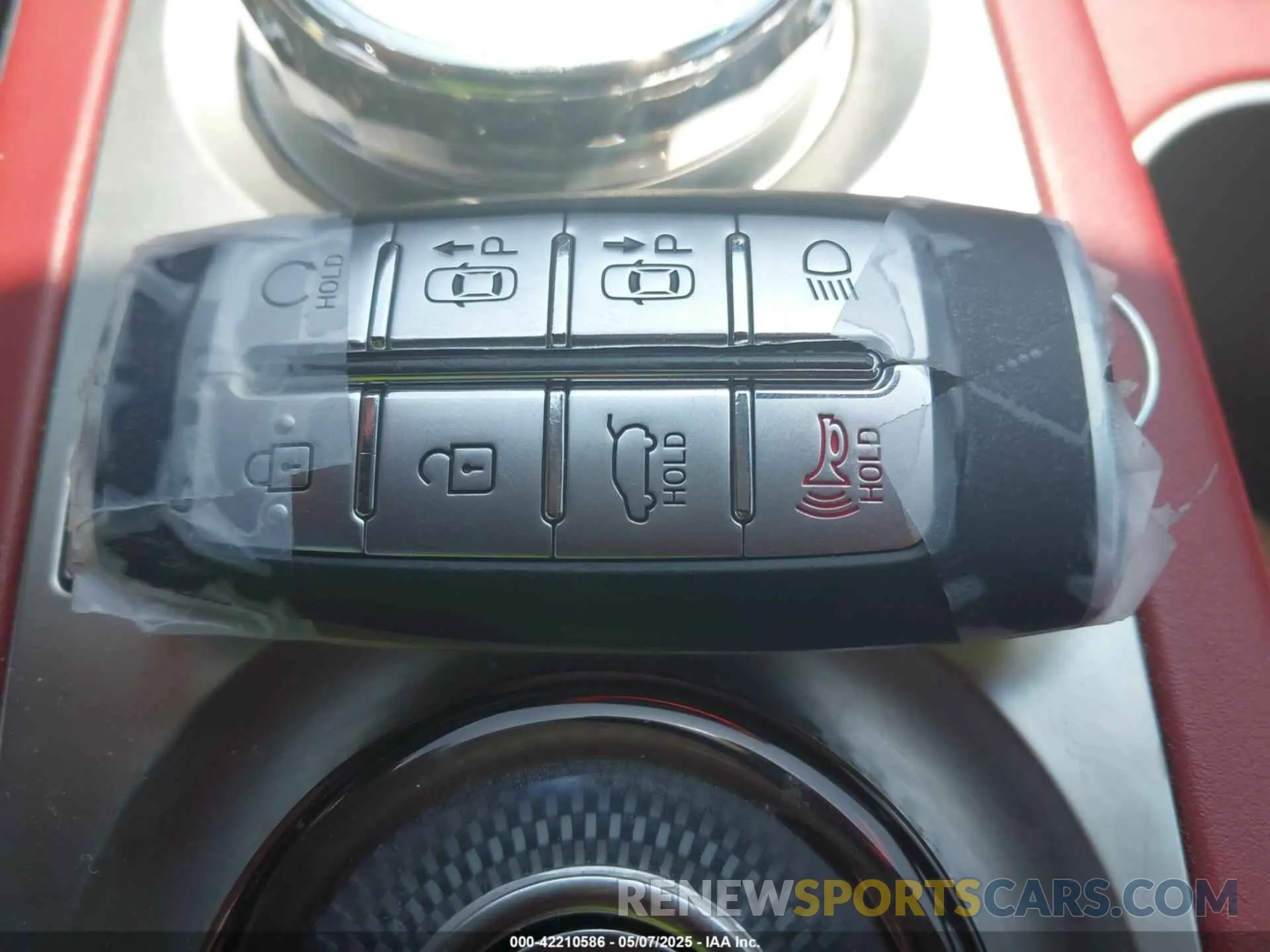 11 fotografías del automóvil dañado KMUMADTB1PU100692 GENESIS GV70 2023