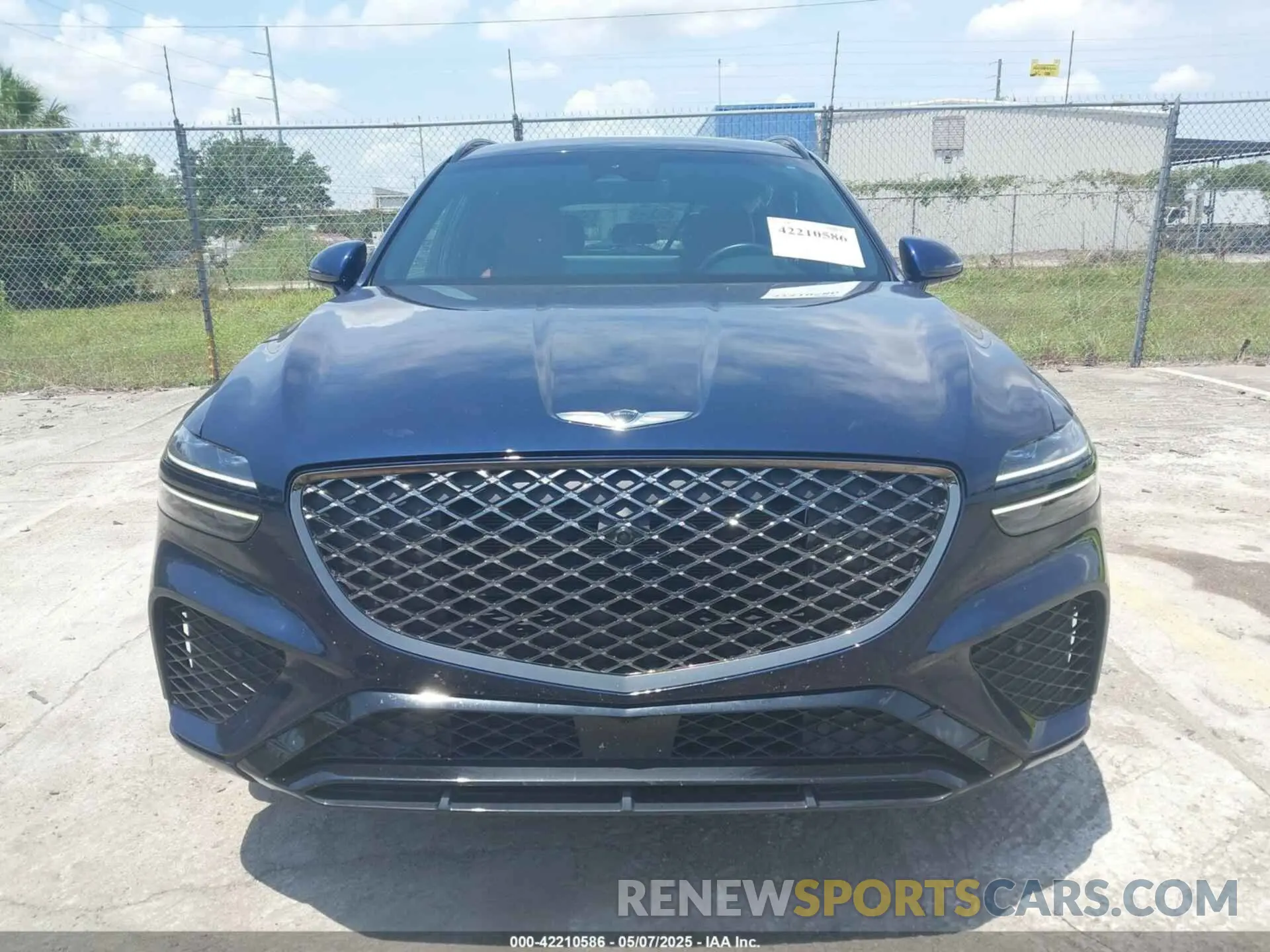 12 fotografías del automóvil dañado KMUMADTB1PU100692 GENESIS GV70 2023