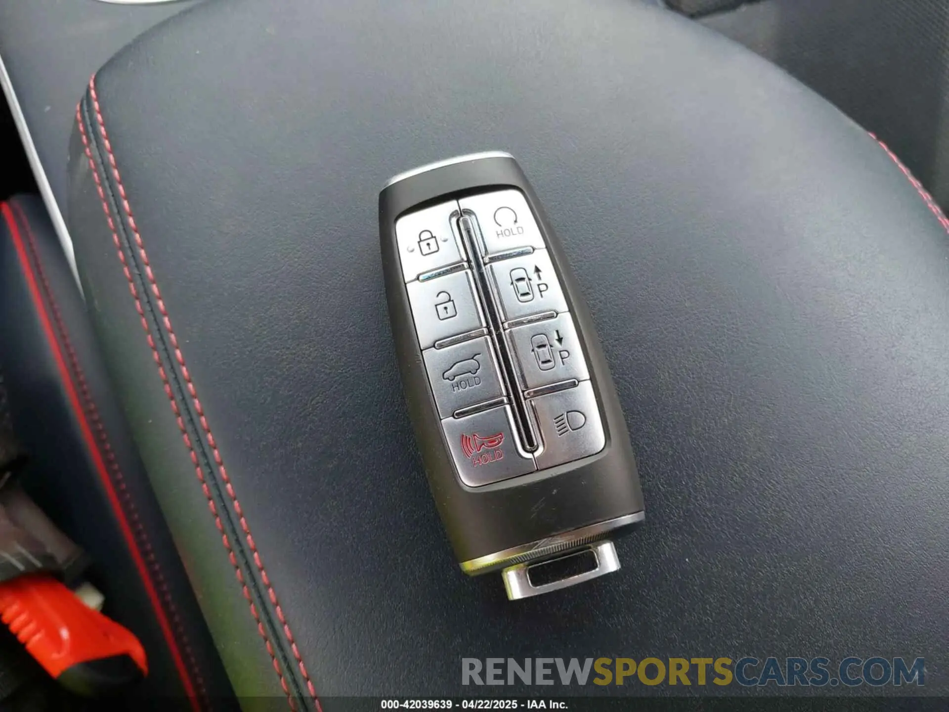 11 fotografías del automóvil dañado KMUMADTB5PU080446 GENESIS GV70 2023