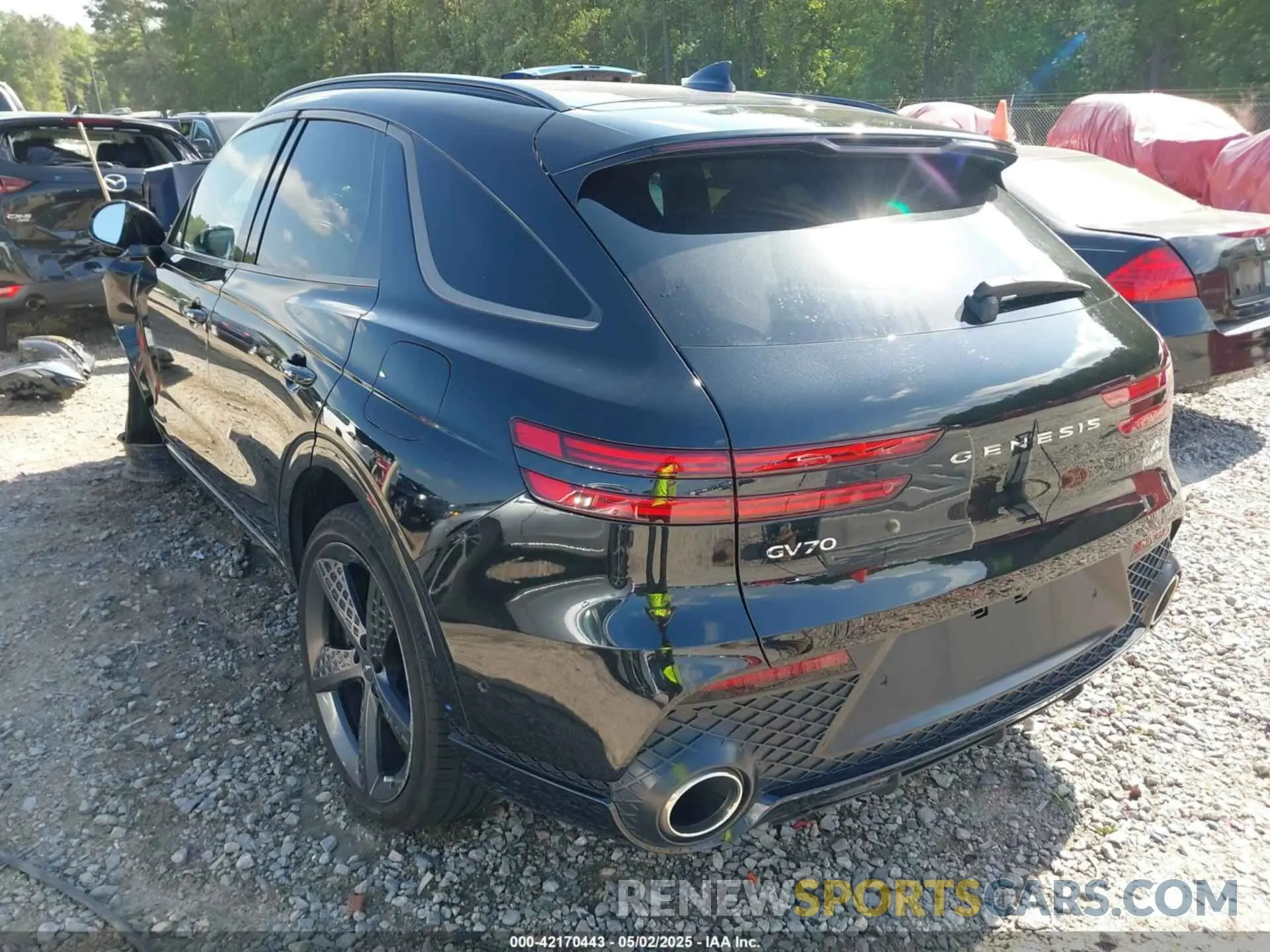 3 fotografías del automóvil dañado KMUMADTB5PU134876 GENESIS GV70 2023