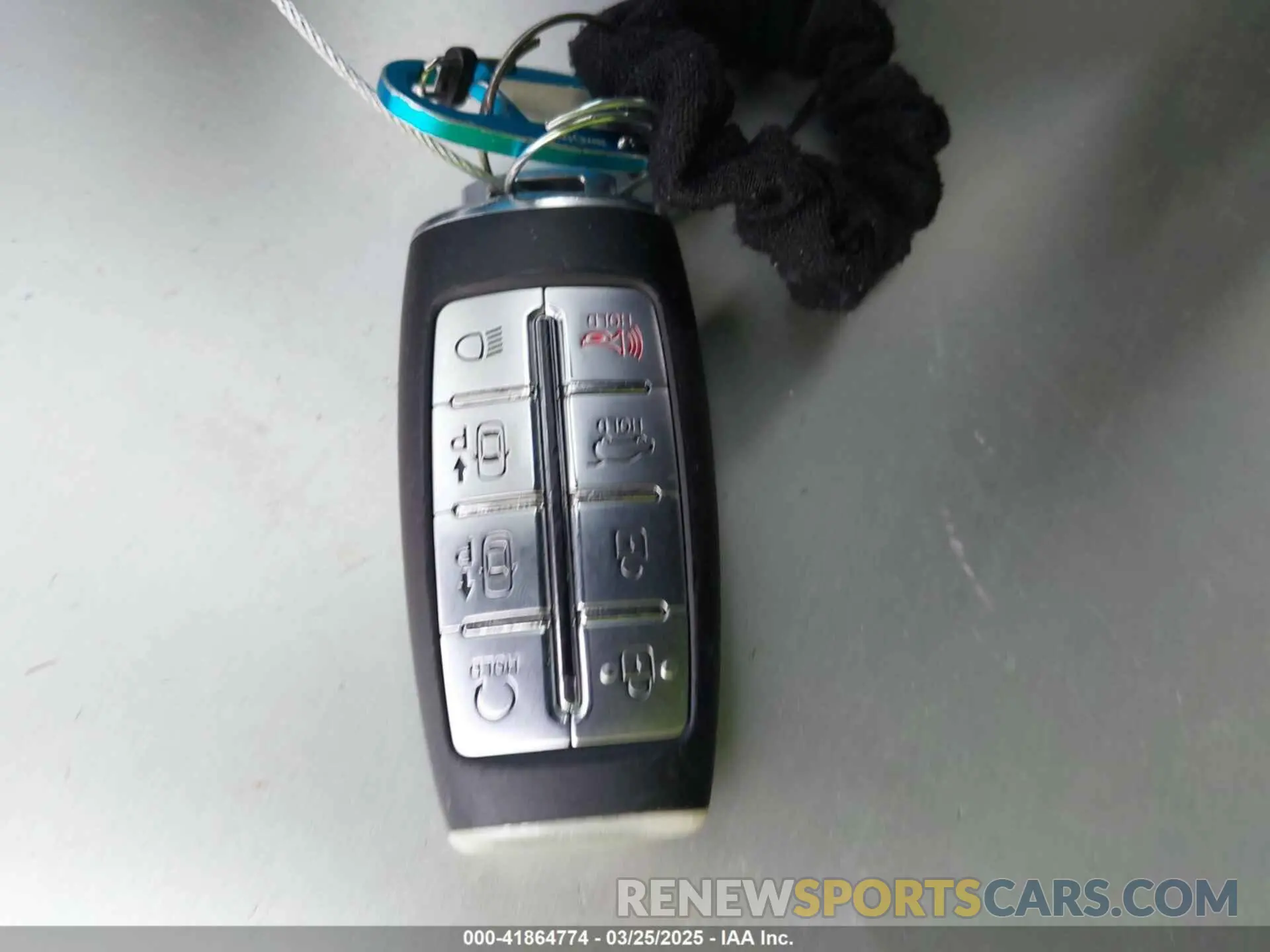 11 fotografías del automóvil dañado KMUMCDTC1PU098851 GENESIS GV70 2023