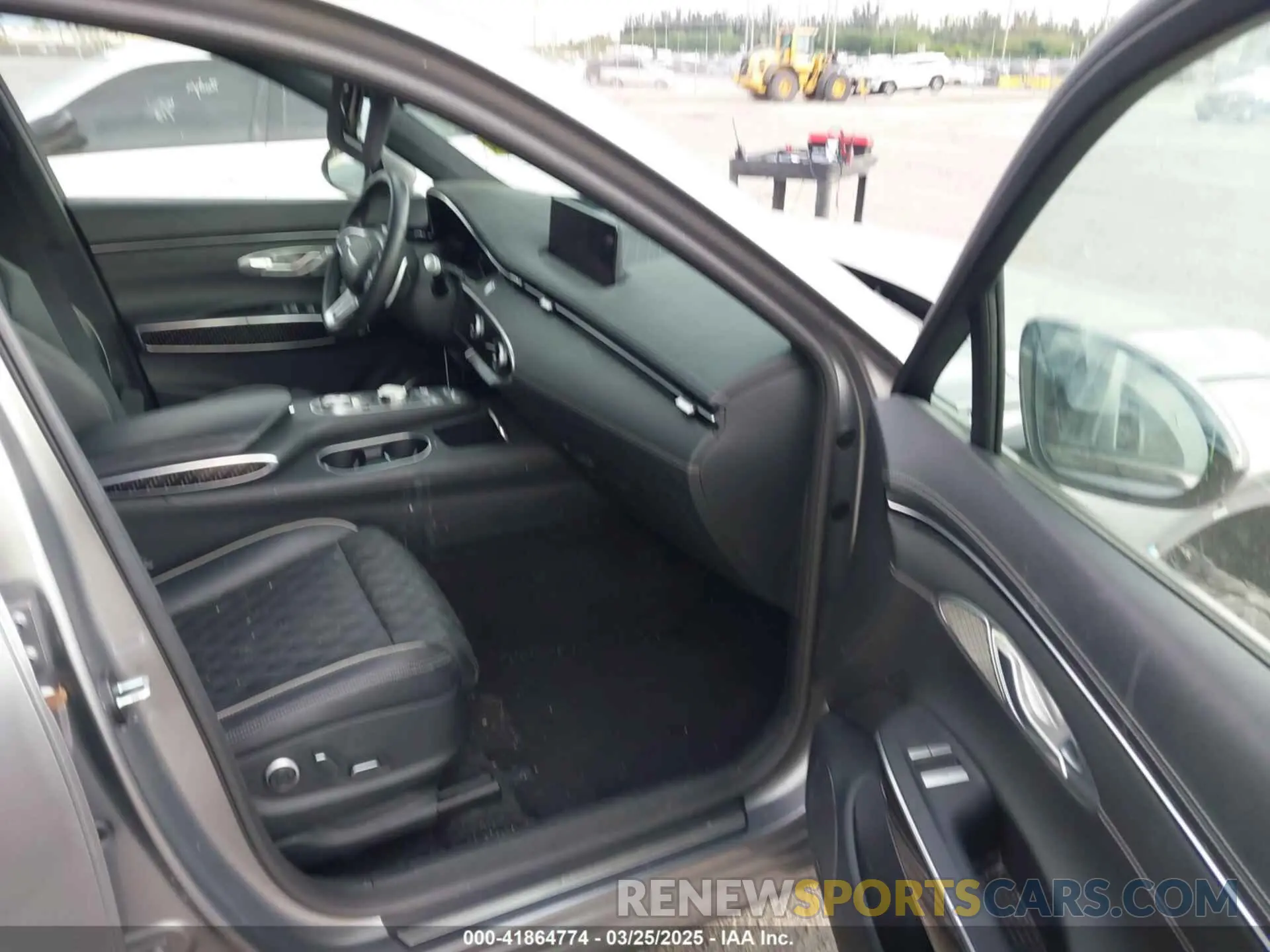 5 fotografías del automóvil dañado KMUMCDTC1PU098851 GENESIS GV70 2023