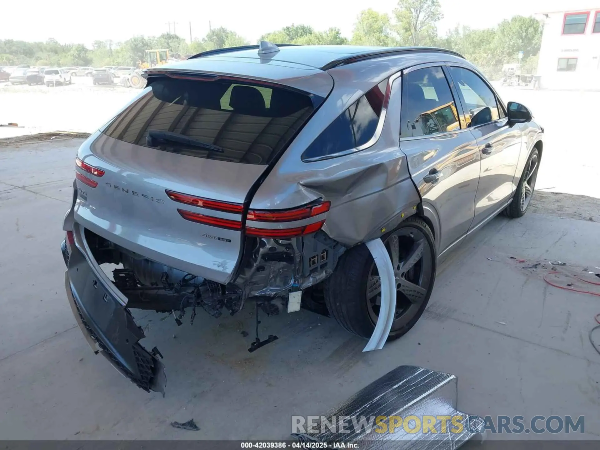 4 fotografías del automóvil dañado KMUMCDTC4PU098990 GENESIS GV70 2023