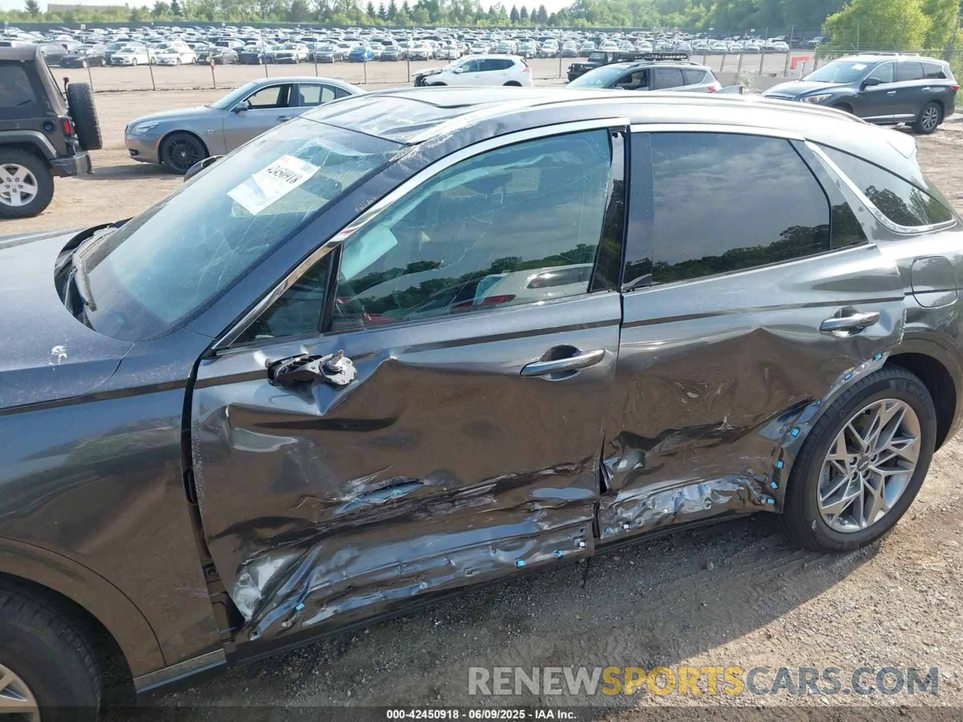6 fotografías del automóvil dañado 5NMMADTB6RH011004 GENESIS GV70 2024