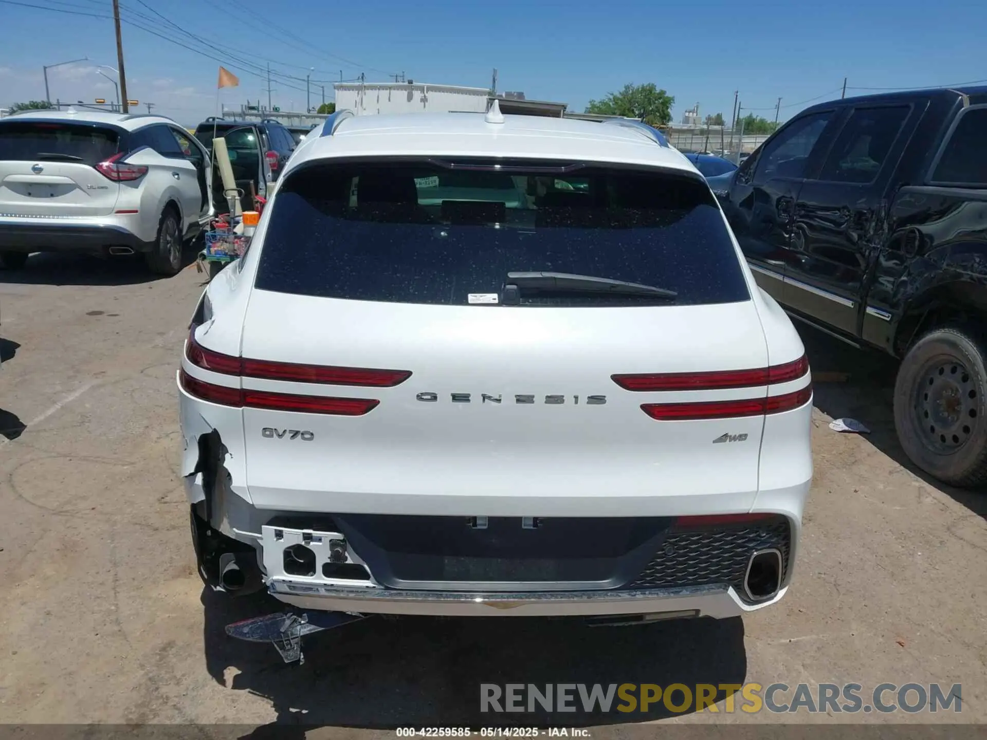 17 fotografías del automóvil dañado 5NMMADTB0SH034672 GENESIS GV70 2025