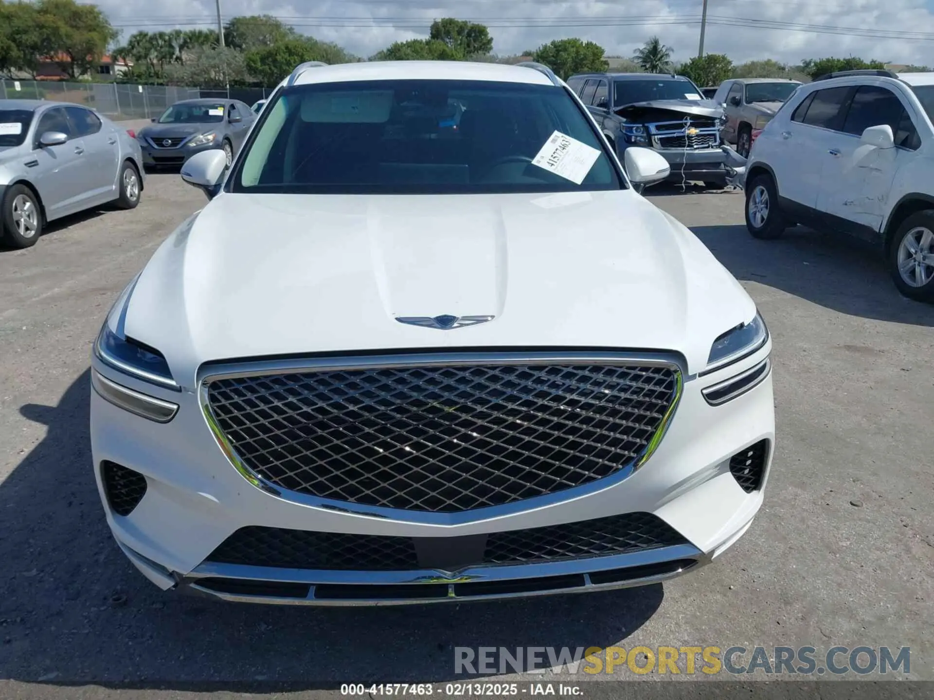 12 fotografías del automóvil dañado 5NMMADTB1SH024717 GENESIS GV70 2025