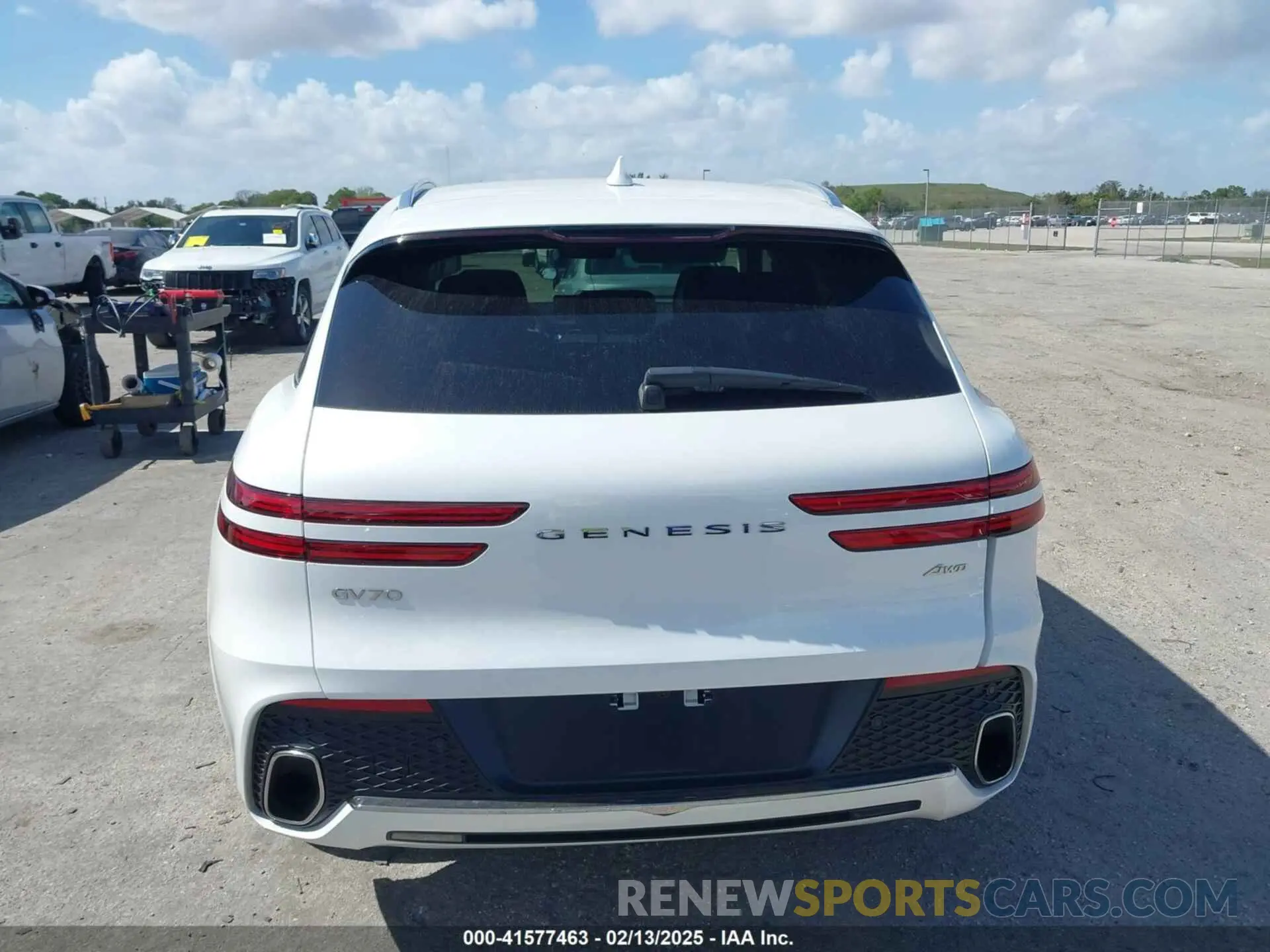 16 fotografías del automóvil dañado 5NMMADTB1SH024717 GENESIS GV70 2025