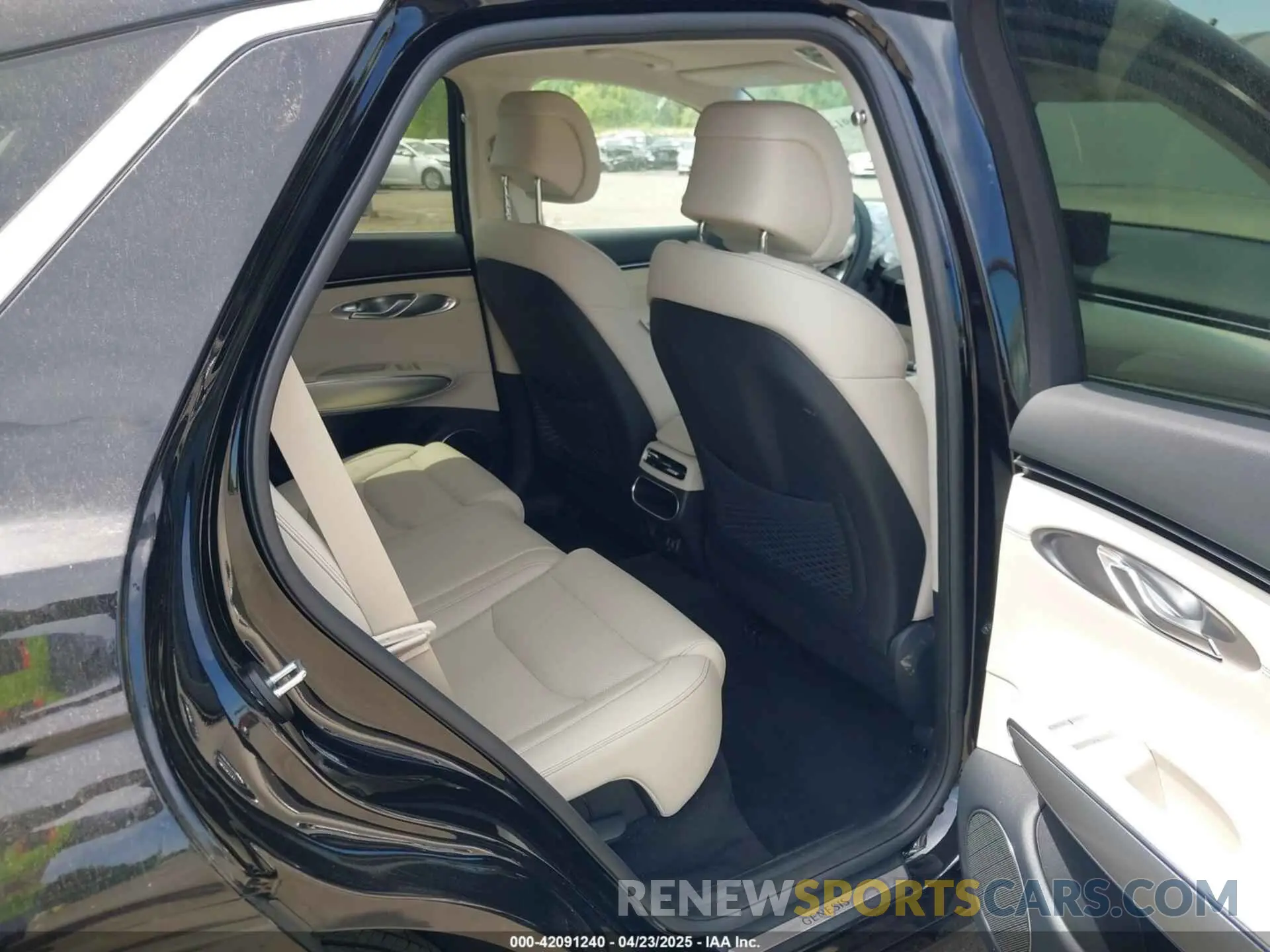 8 fotografías del automóvil dañado 5NMMADTB6SH017181 GENESIS GV70 2025