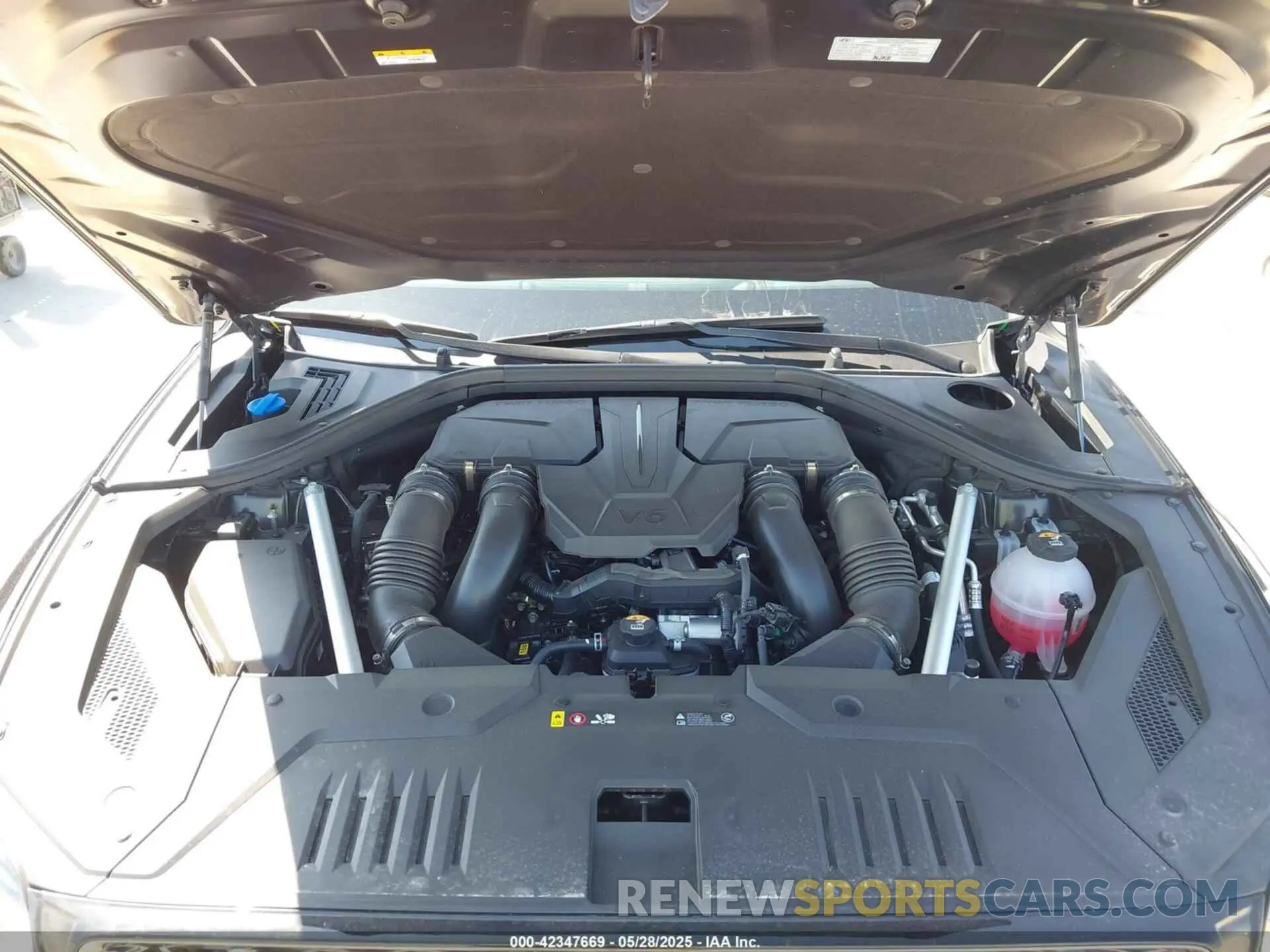 10 fotografías del automóvil dañado 5NMMCDTC2SH026768 GENESIS GV70 2025