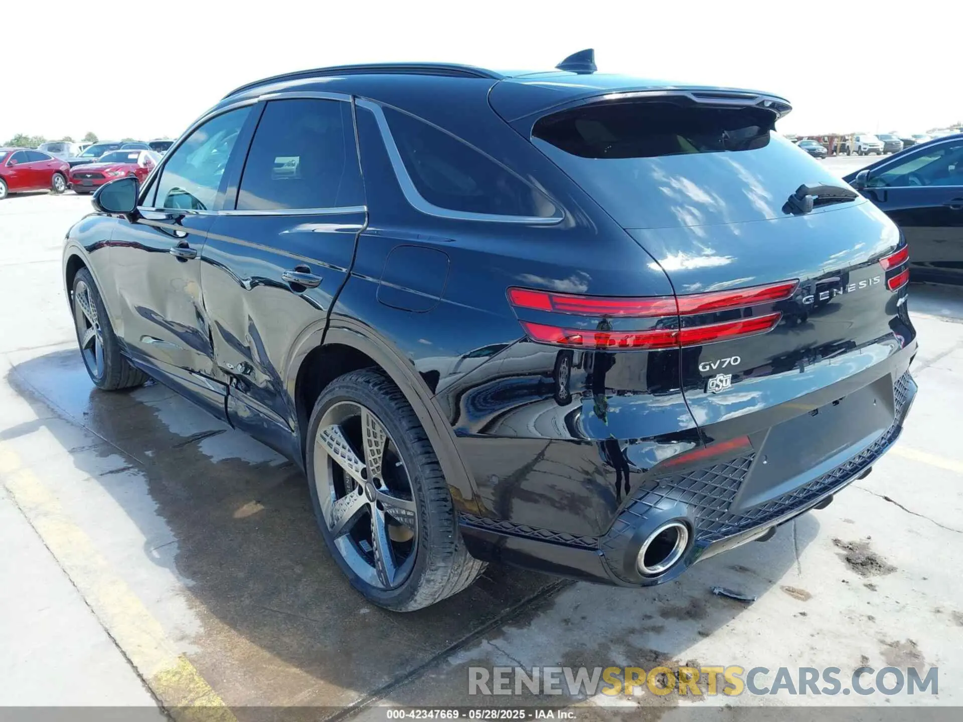 3 fotografías del automóvil dañado 5NMMCDTC2SH026768 GENESIS GV70 2025