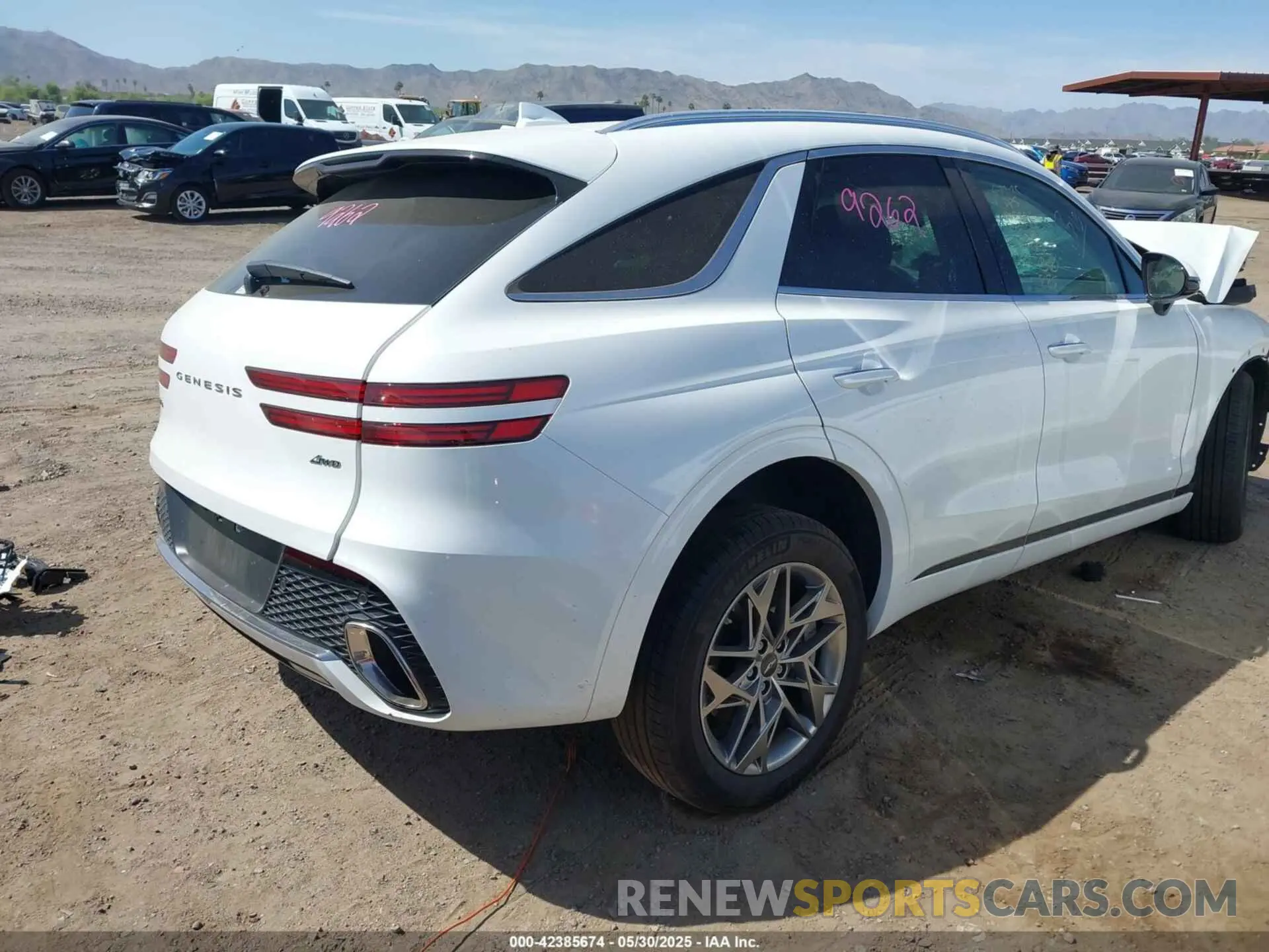 4 fotografías del automóvil dañado KMUMADTB1SU203605 GENESIS GV70 2025