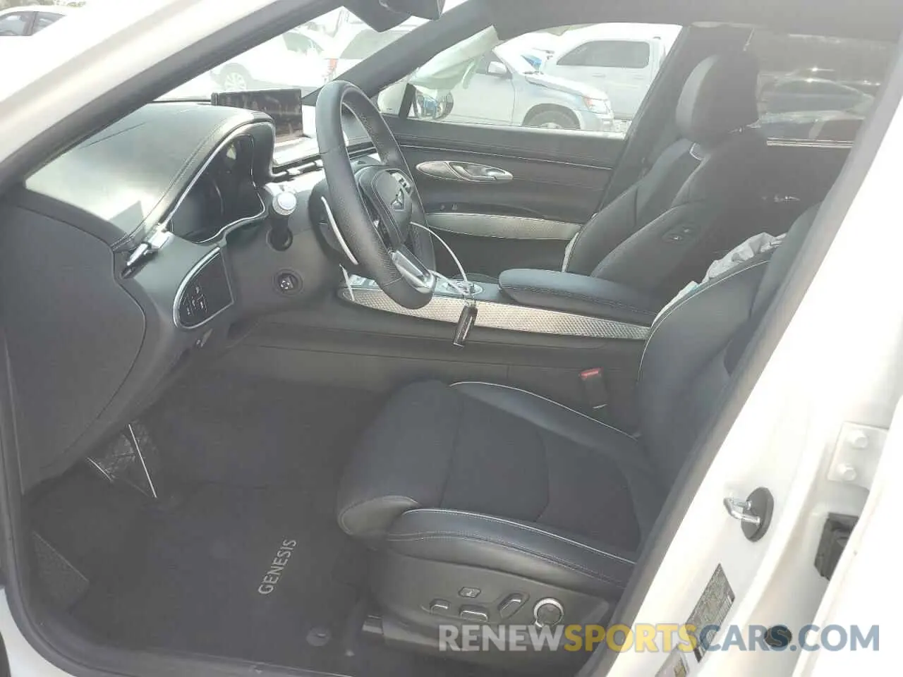 7 fotografías del automóvil dañado KMUMADTB0NU058027 GENESIS GV70 BASE 2022