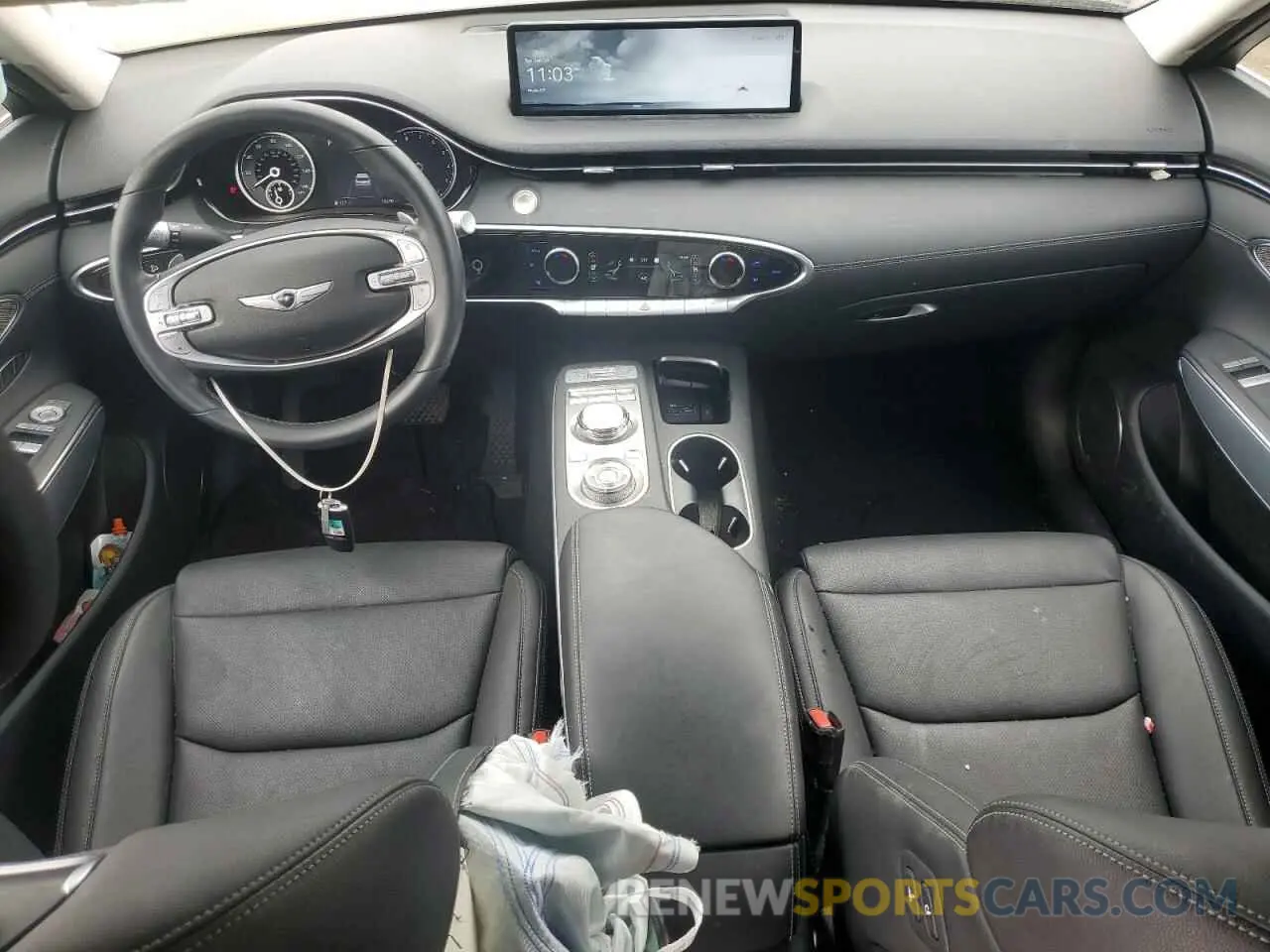8 fotografías del automóvil dañado KMUMADTB4NU063411 GENESIS GV70 BASE 2022