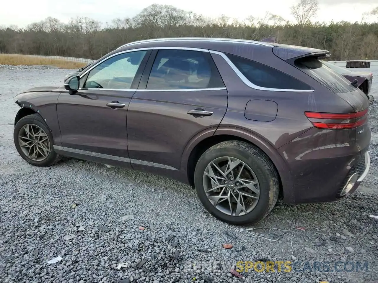 2 fotografías del automóvil dañado KMUMADTB1PU111000 GENESIS GV70 BASE 2023