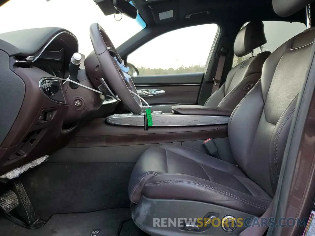 7 fotografías del automóvil dañado KMUMADTB1PU111000 GENESIS GV70 BASE 2023