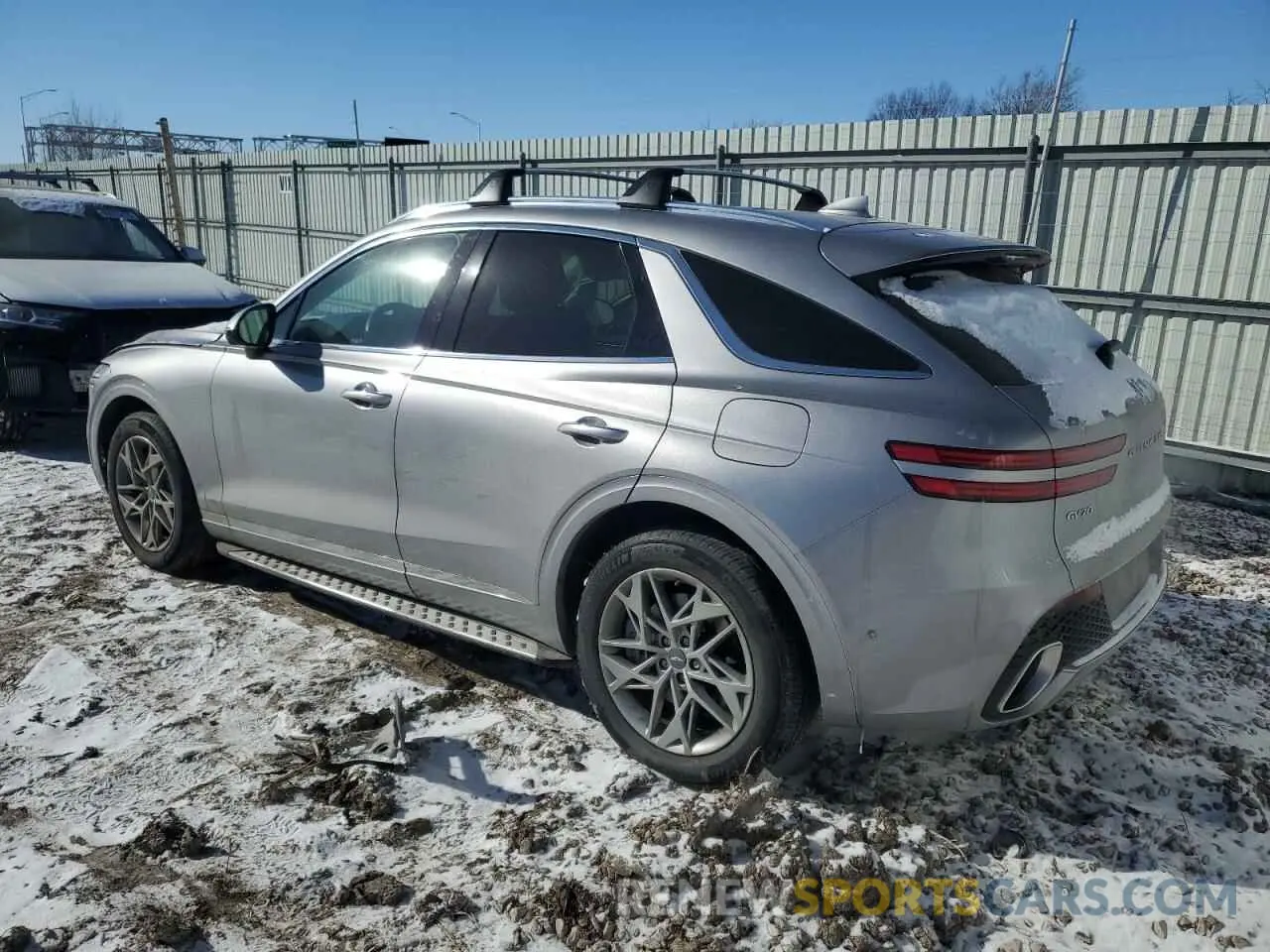 2 fotografías del automóvil dañado KMUMADTB1PU116424 GENESIS GV70 BASE 2023