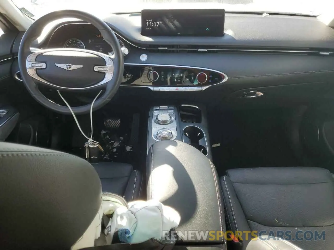 8 fotografías del automóvil dañado KMUMADTB1PU116424 GENESIS GV70 BASE 2023