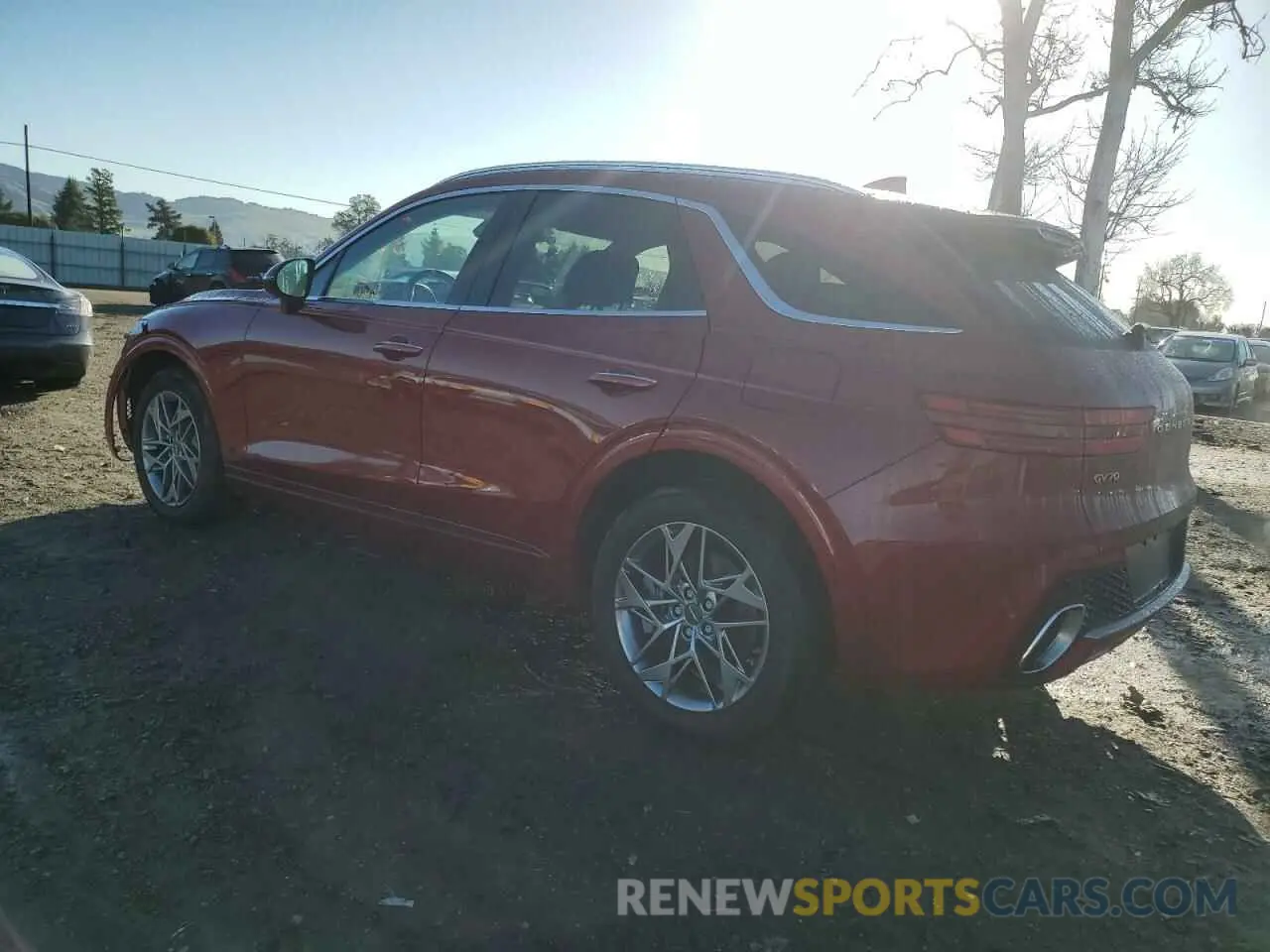 2 fotografías del automóvil dañado KMUMADTB1PU139430 GENESIS GV70 BASE 2023