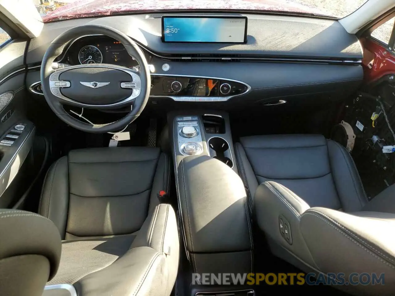 8 fotografías del automóvil dañado KMUMADTB1PU139430 GENESIS GV70 BASE 2023