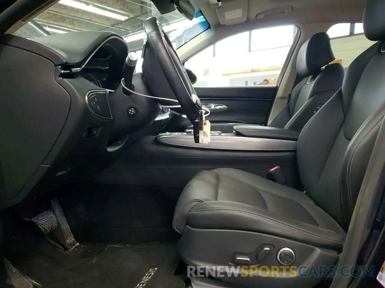7 fotografías del automóvil dañado KMUMADTB2PU078864 GENESIS GV70 BASE 2023