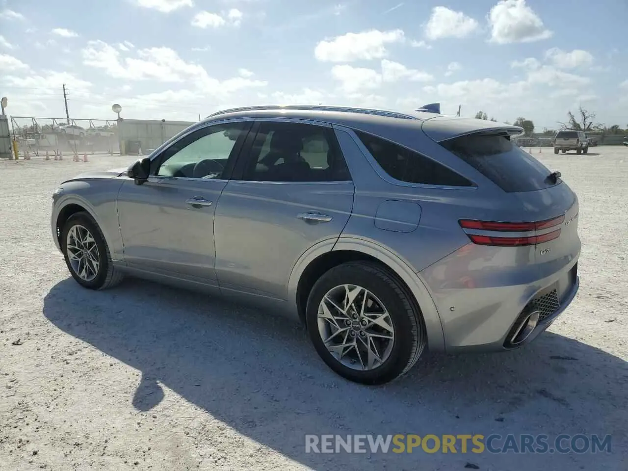 2 fotografías del automóvil dañado KMUMADTB3PU111595 GENESIS GV70 BASE 2023