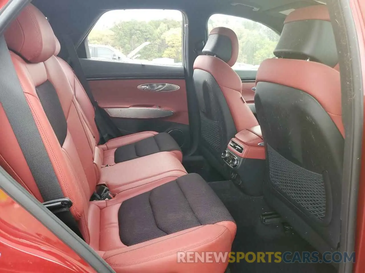 11 fotografías del automóvil dañado KMUMADTB7PU094056 GENESIS GV70 BASE 2023