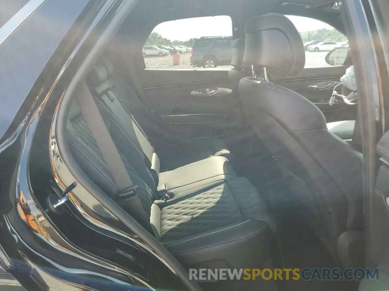 11 fotografías del automóvil dañado 5NMMCDTC3RH003803 GENESIS GV70 BASE 2024