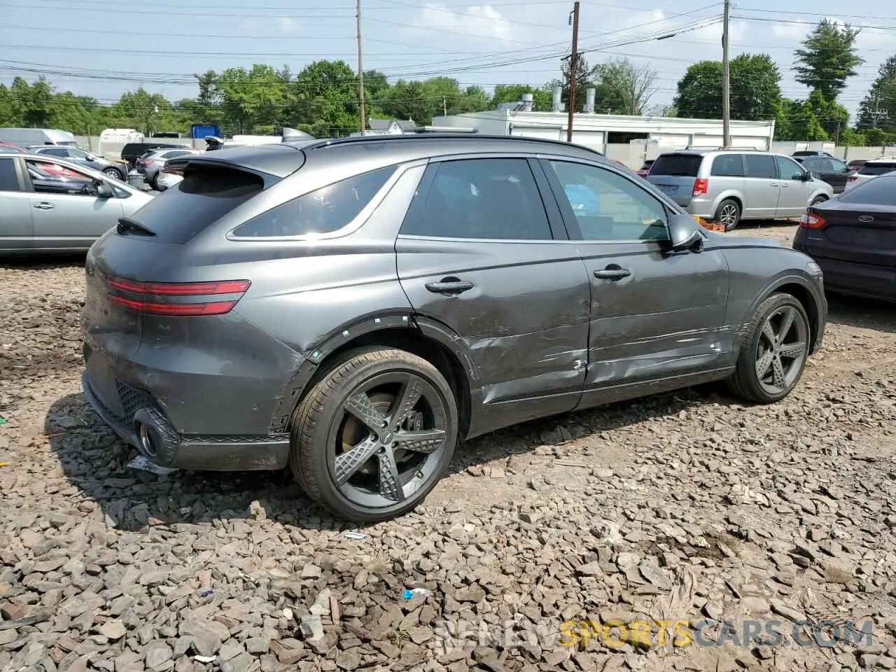 3 fotografías del automóvil dañado 5NMMCDTC4RH016527 GENESIS GV70 BASE 2024