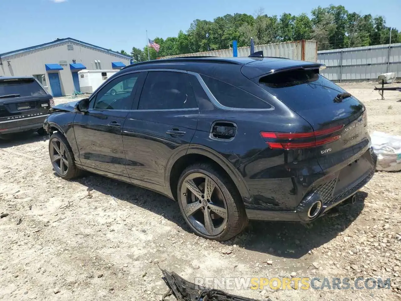 2 fotografías del automóvil dañado 5NMMADTB3SH026646 GENESIS GV70 BASE 2025