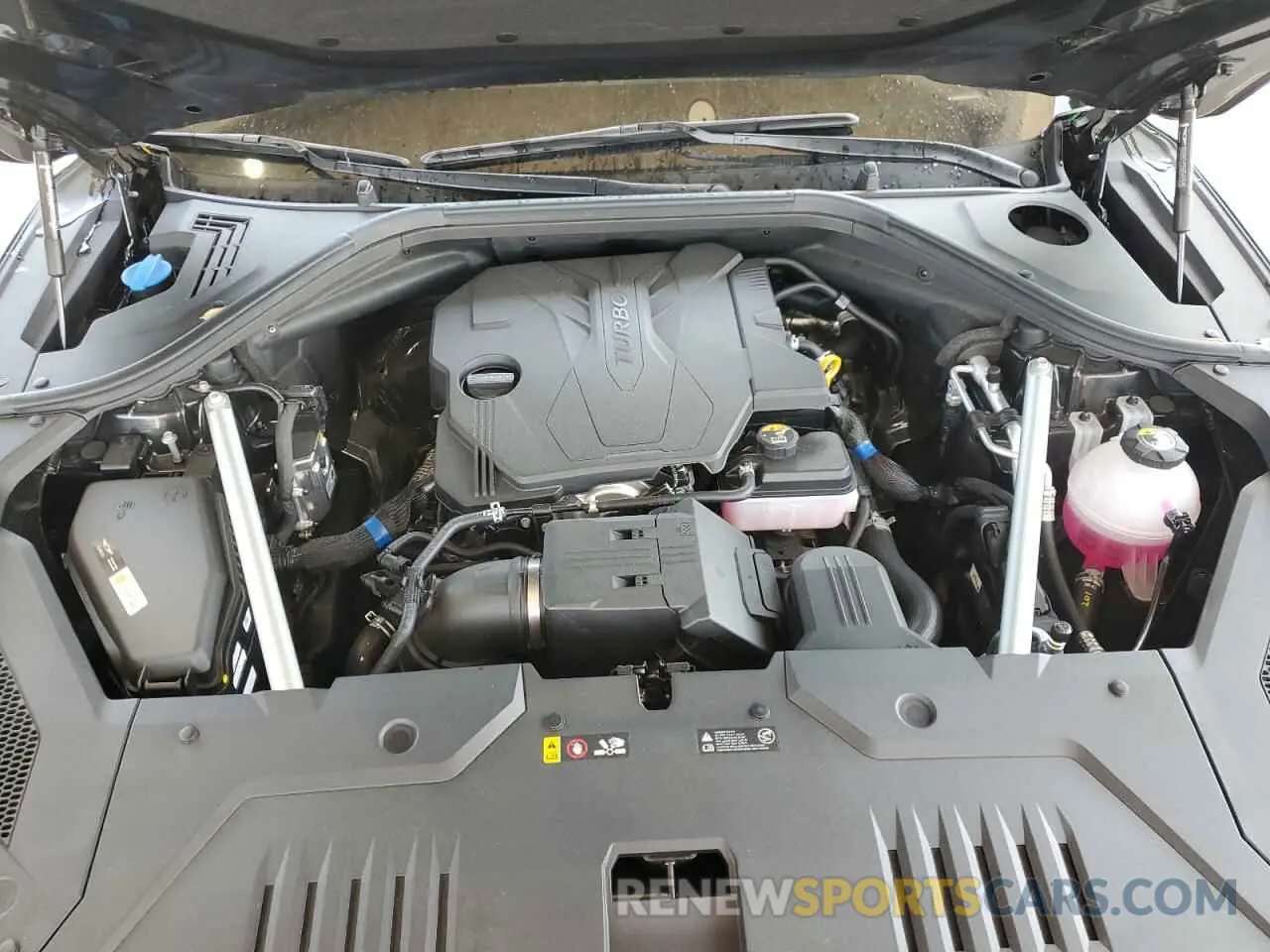 12 fotografías del automóvil dañado KMUMADTB2SU212541 GENESIS GV70 BASE 2025