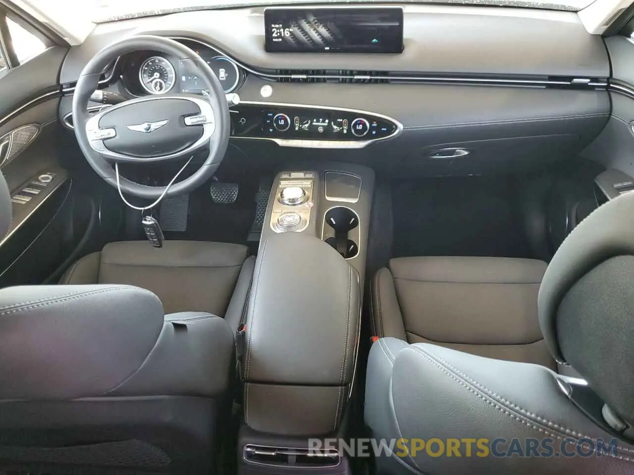 8 fotografías del automóvil dañado KMUMADTB2SU212541 GENESIS GV70 BASE 2025