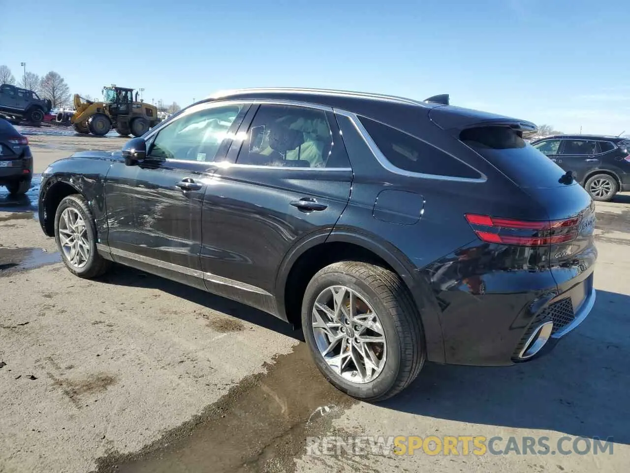 2 fotografías del automóvil dañado KMUMADTB5SU199932 GENESIS GV70 BASE 2025